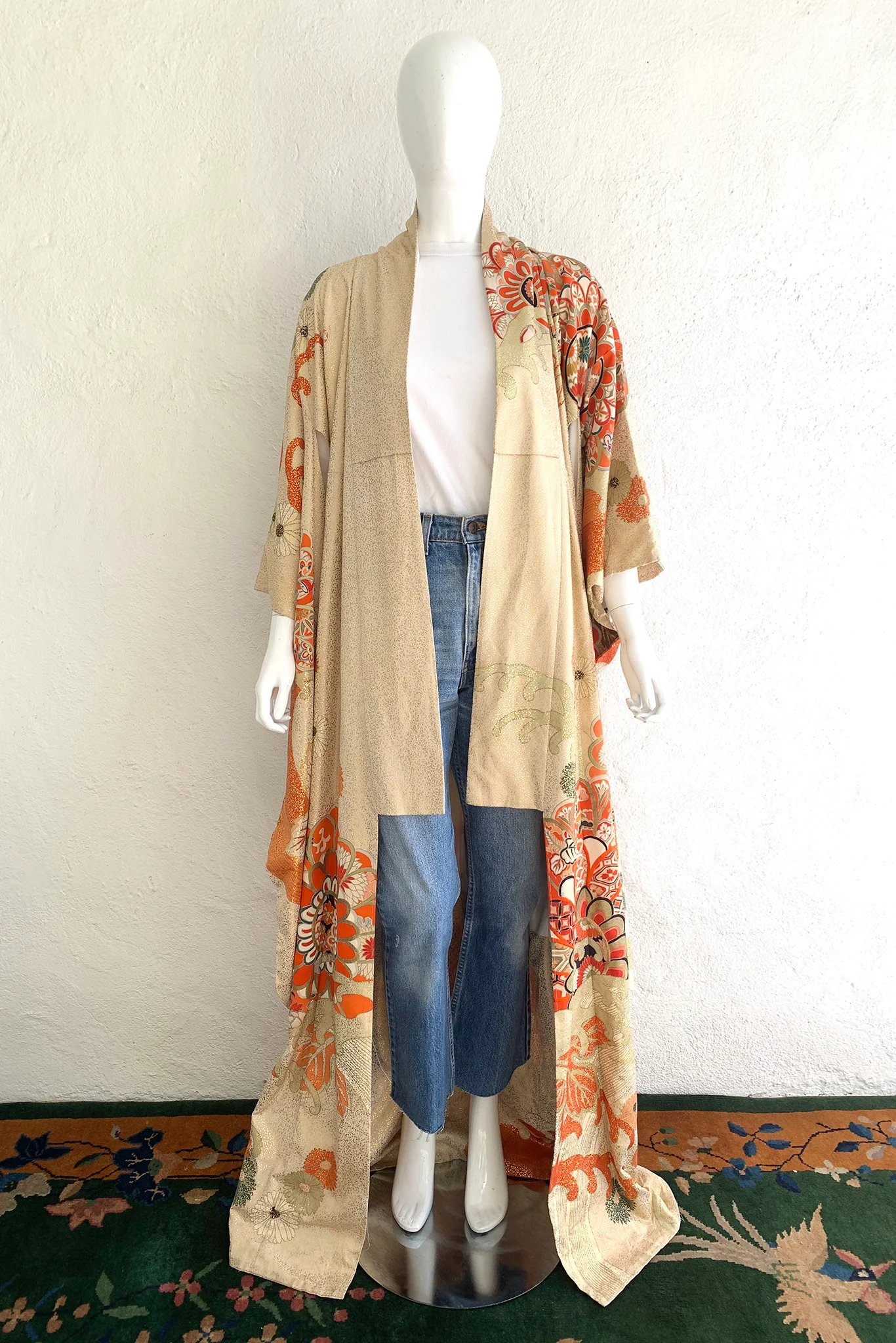 Golden Floral Wave Kimono - Image 10