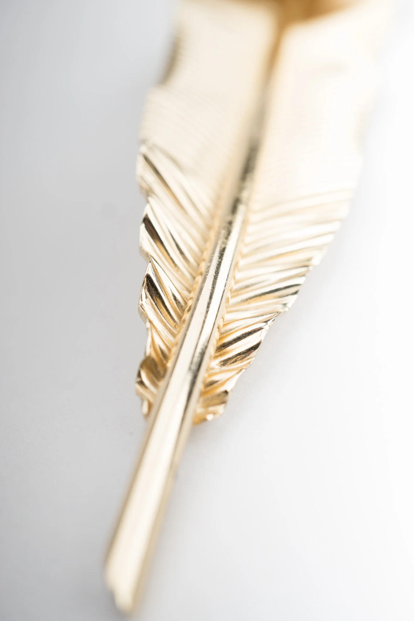 Golden Quill Brooch - Image 6