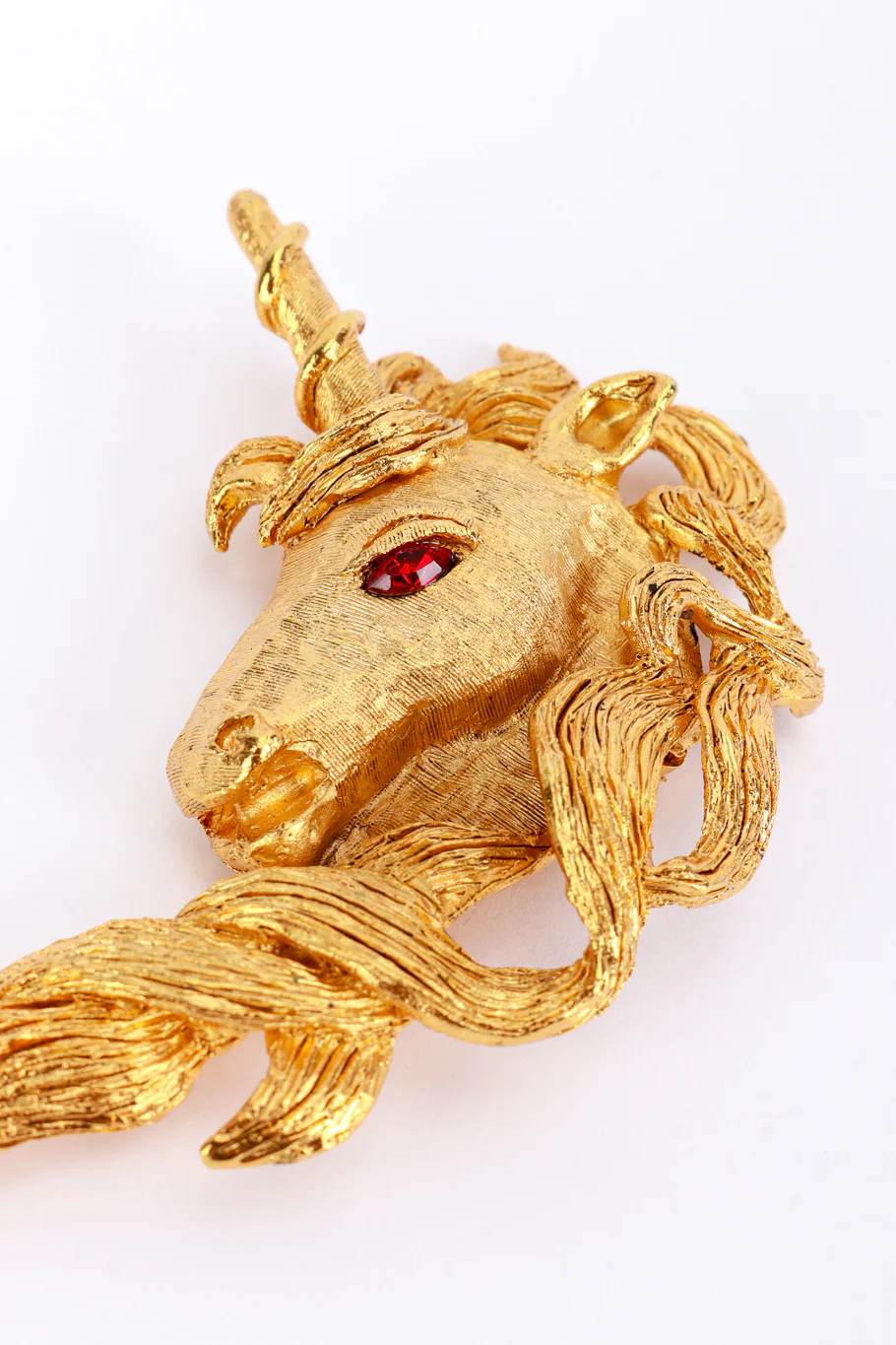 Golden Unicorn Brooch - Image 3