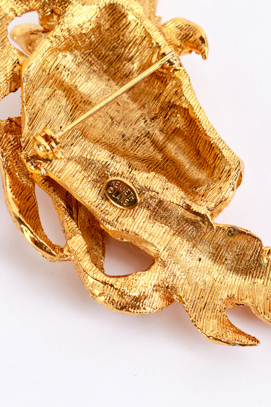 Golden Unicorn Brooch - Image 5