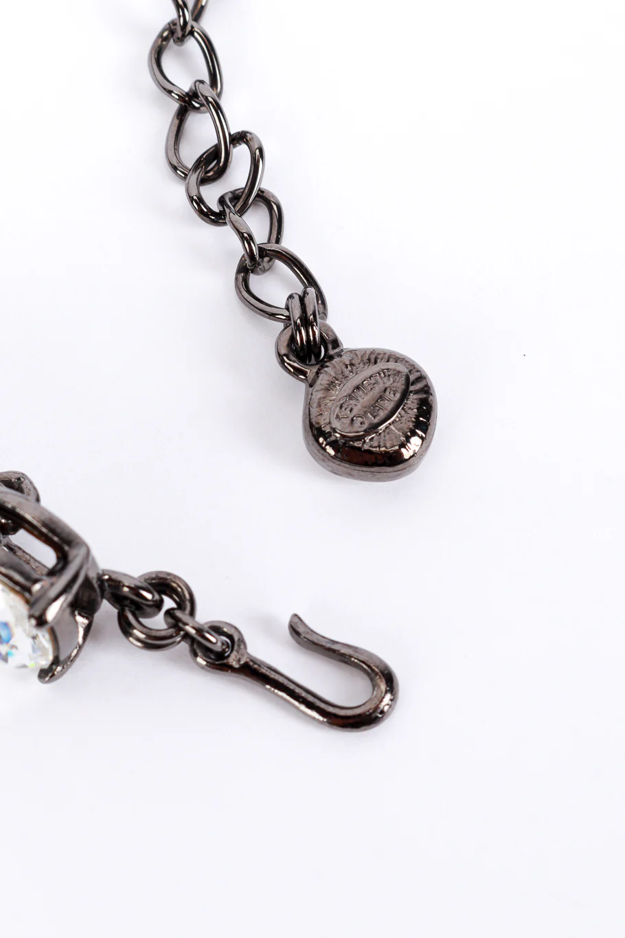 Graduated Crystal Cushion Collar Necklace - Image 5