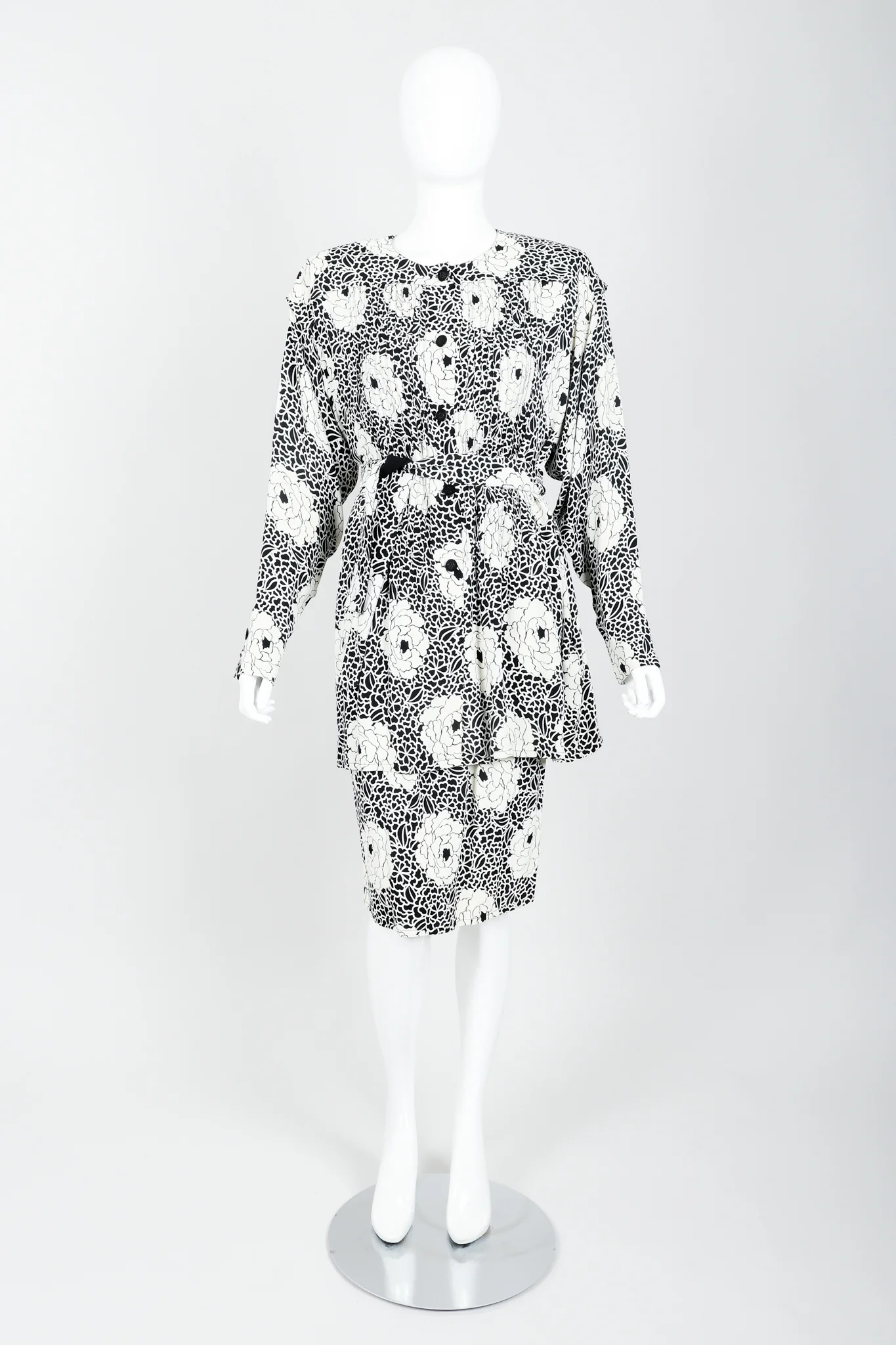 Graphic Floral Belted Jacket & Dress Set - Image 4
