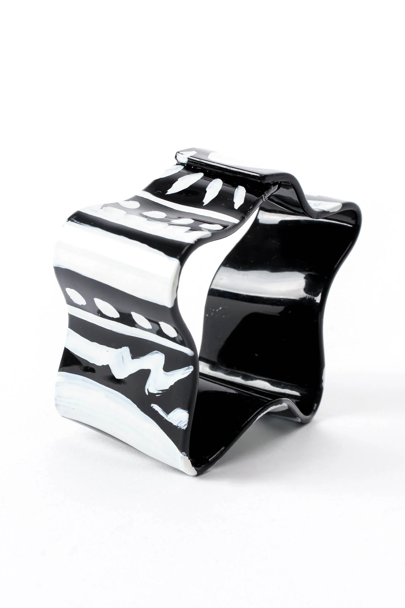 Graphic Doodle Wavy Cuff Bracelet - Image 3