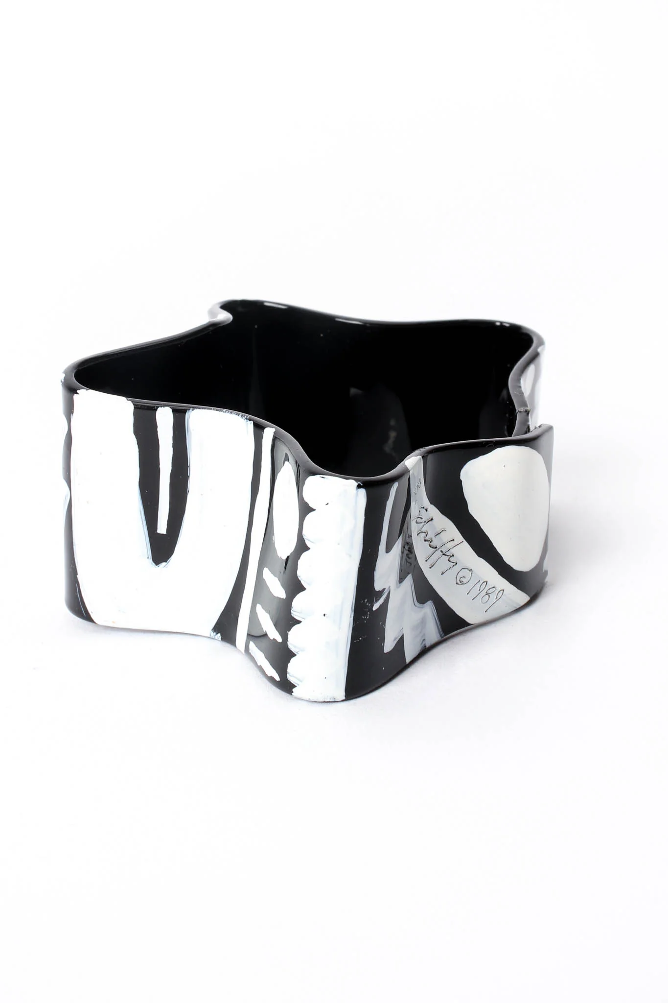 Graphic Doodle Wavy Cuff Bracelet - Image 5