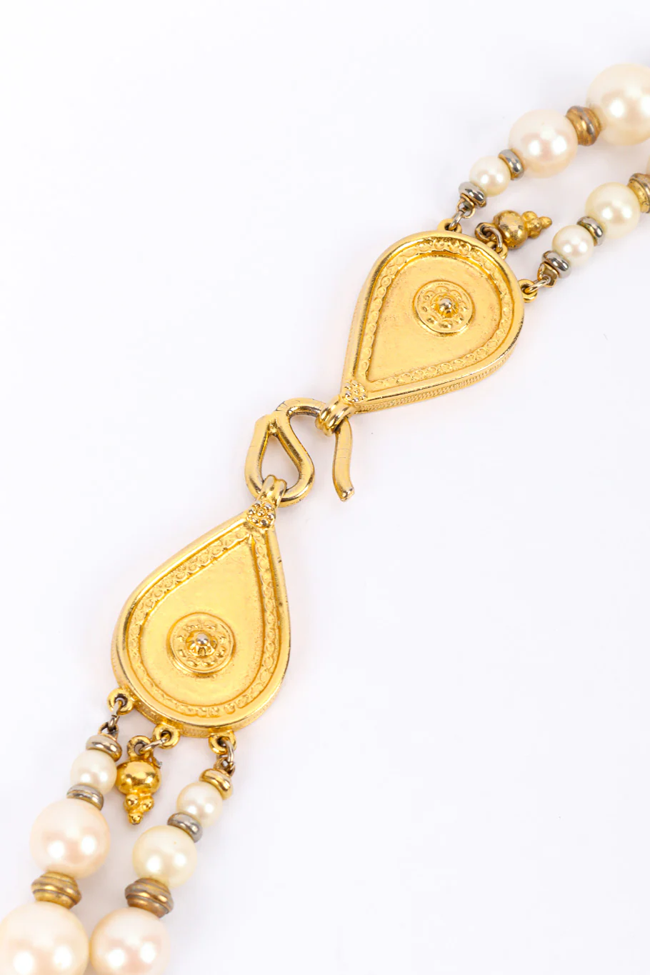 Gripoix Pearl Heart Necklace and Earrings Set - Image 8