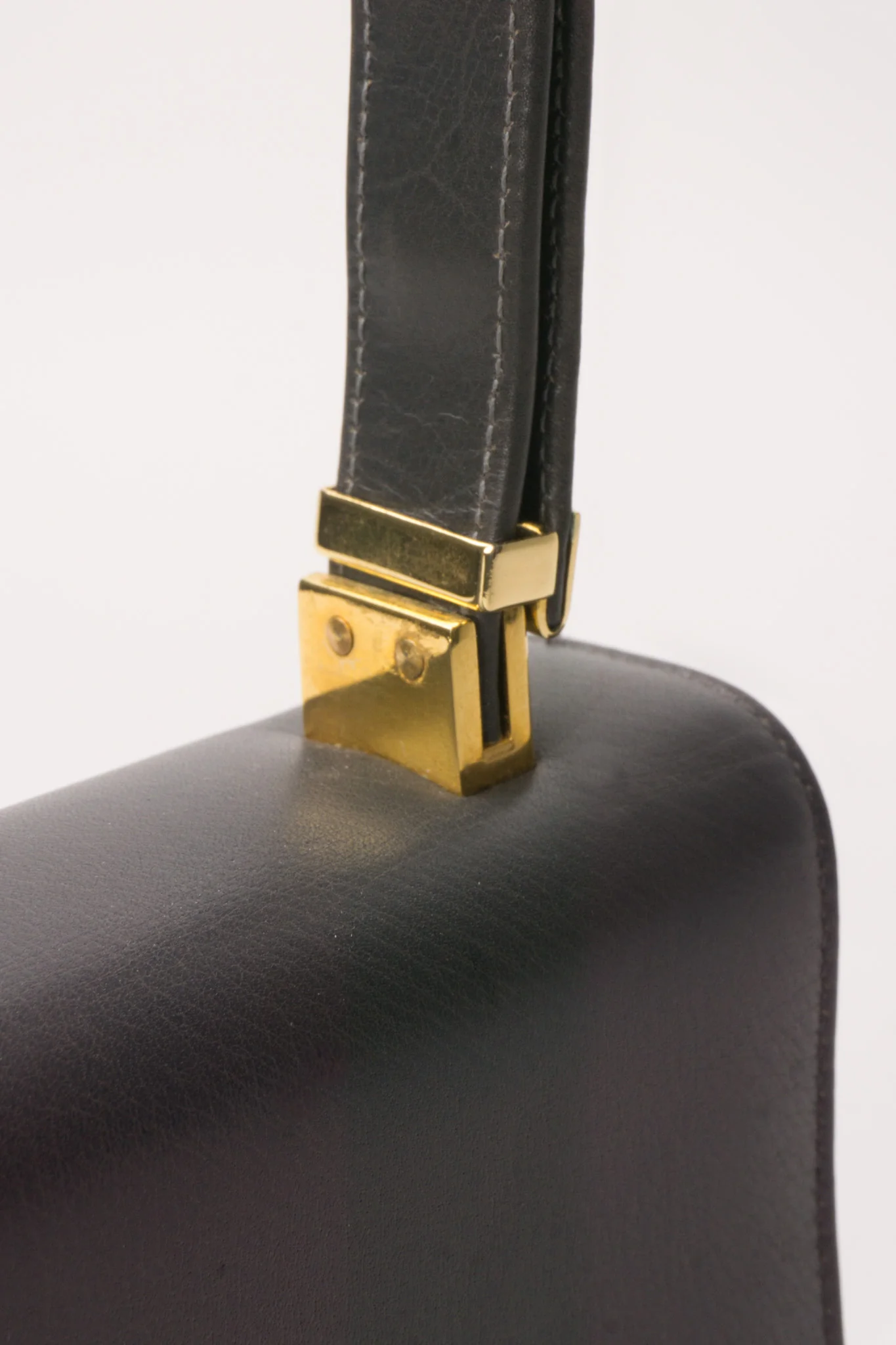 H-Flap Leather Handbag - Image 9