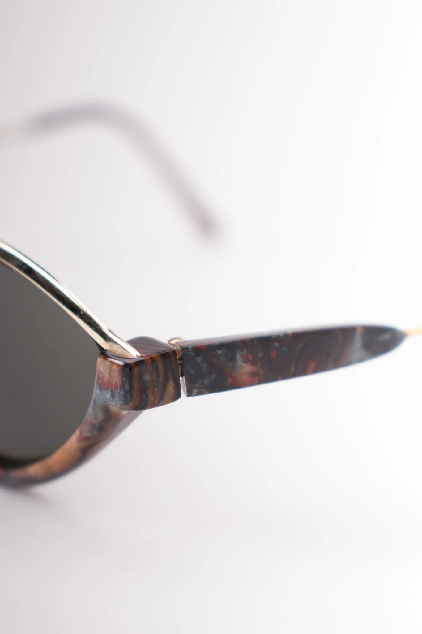Half Rim Marbleized Sunglasses - Image 8