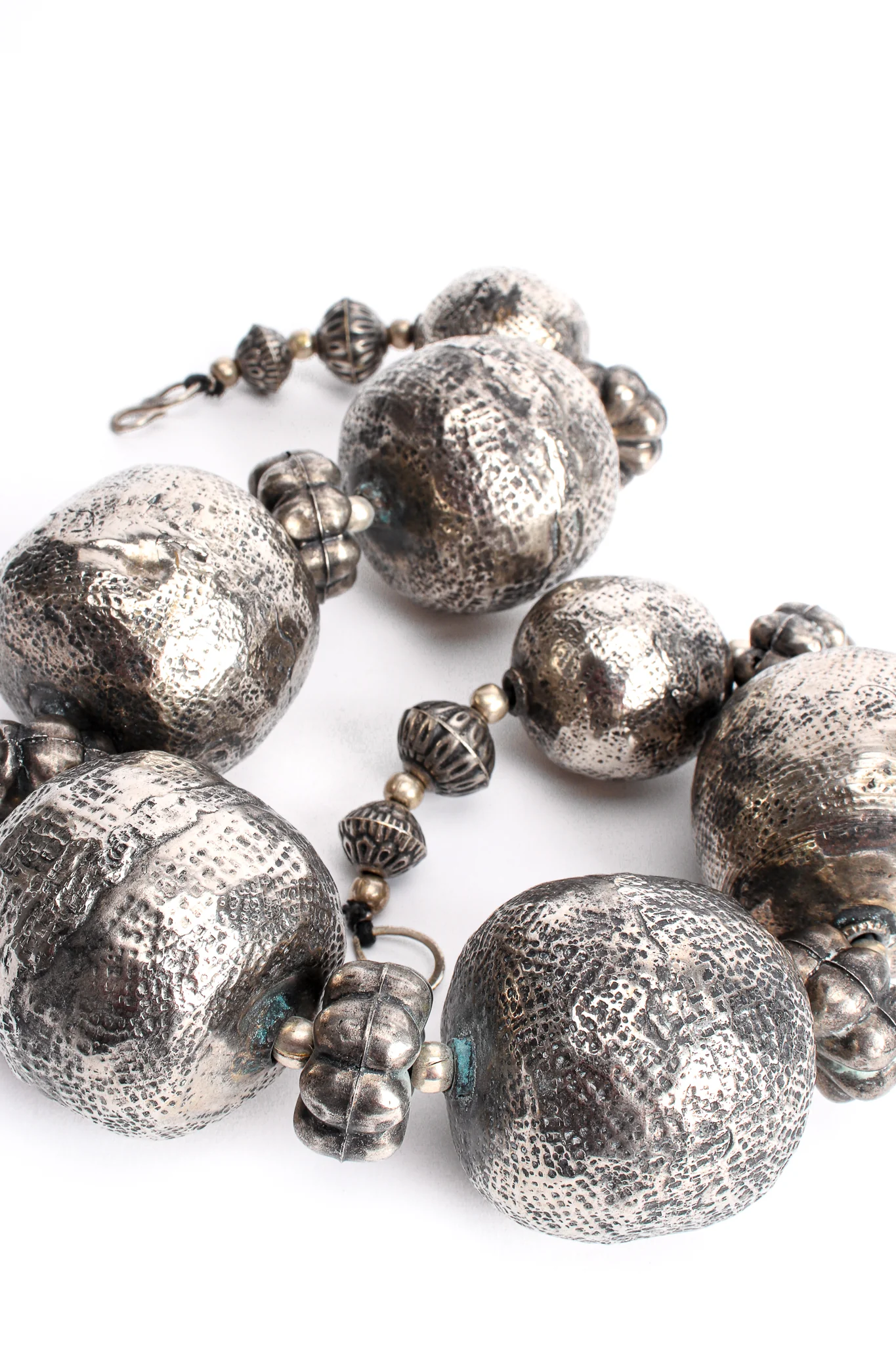 Hammered Ball Collar - Image 10