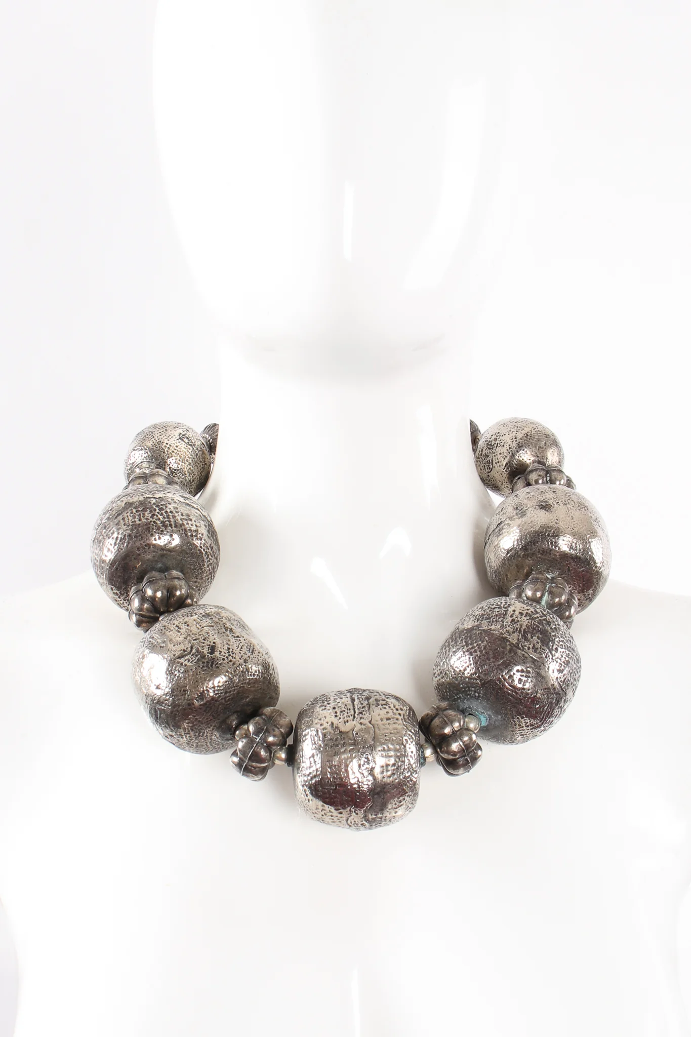 Hammered Ball Collar - Image 6
