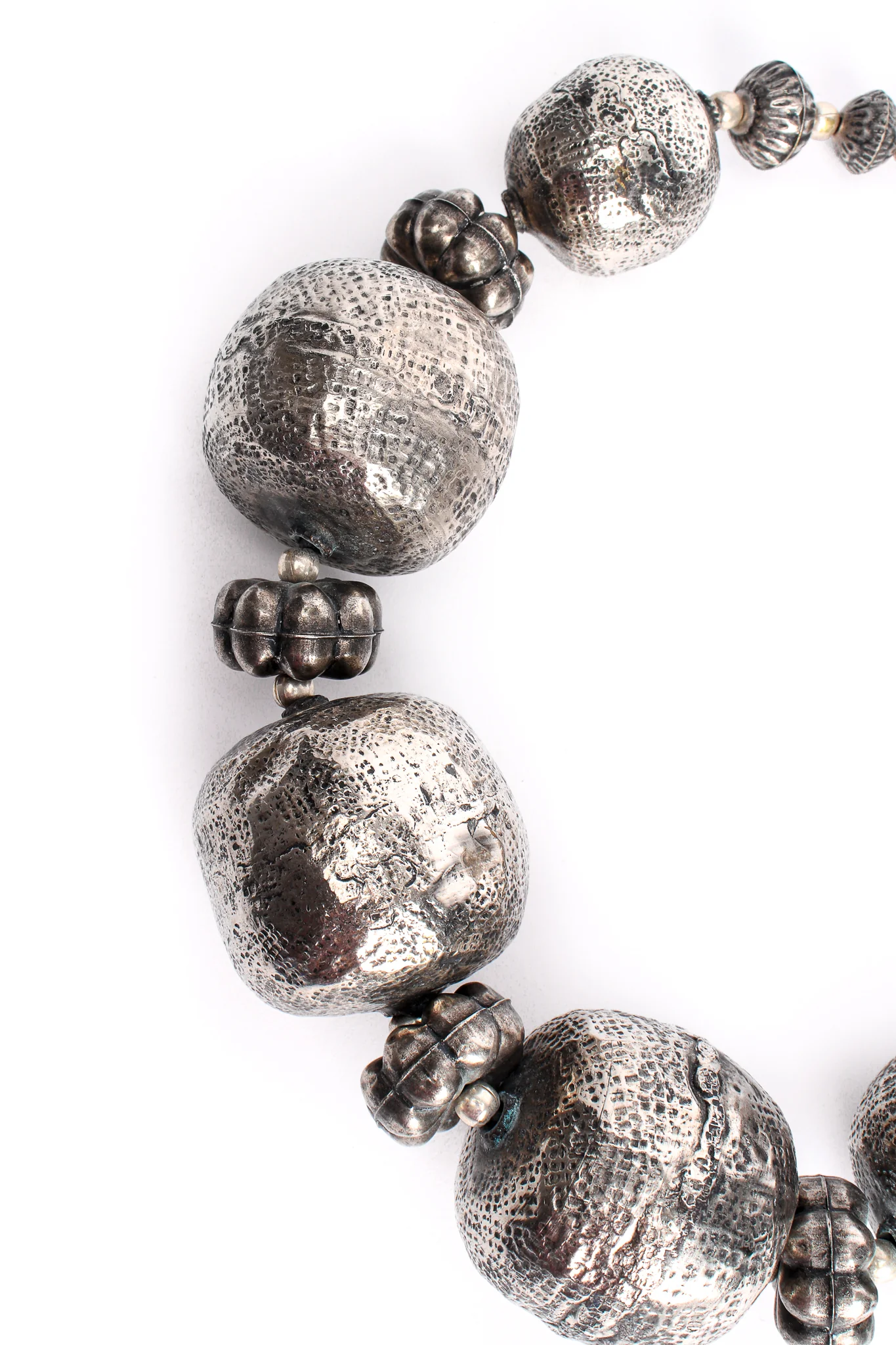 Hammered Ball Collar - Image 8