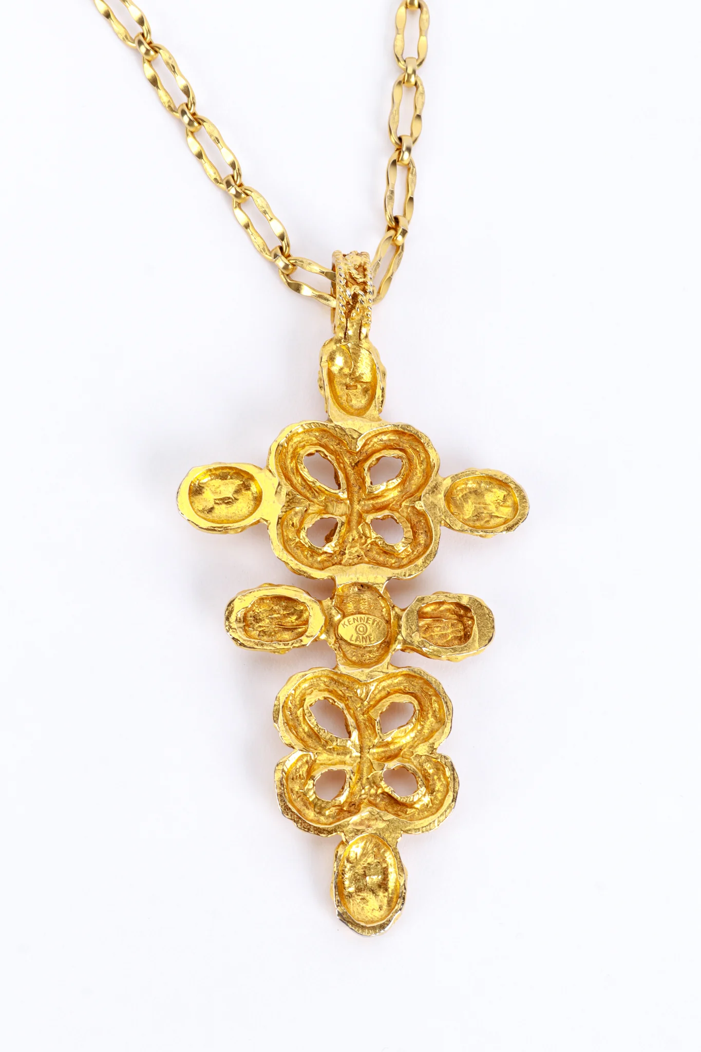 Hammered Clover Pendant Necklace - Image 5