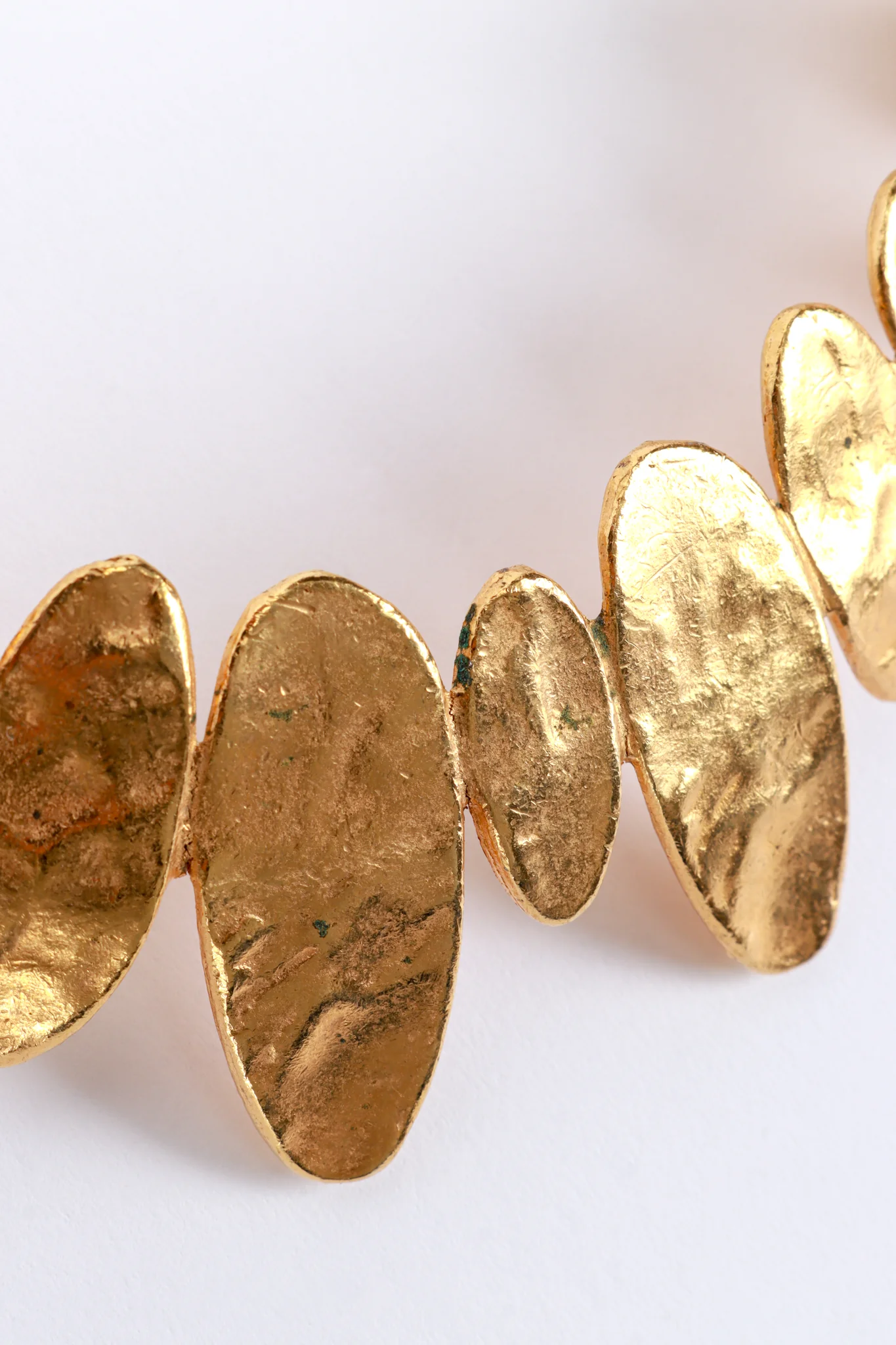 Hammered Oval Necklace & Earrings Set - Image 4