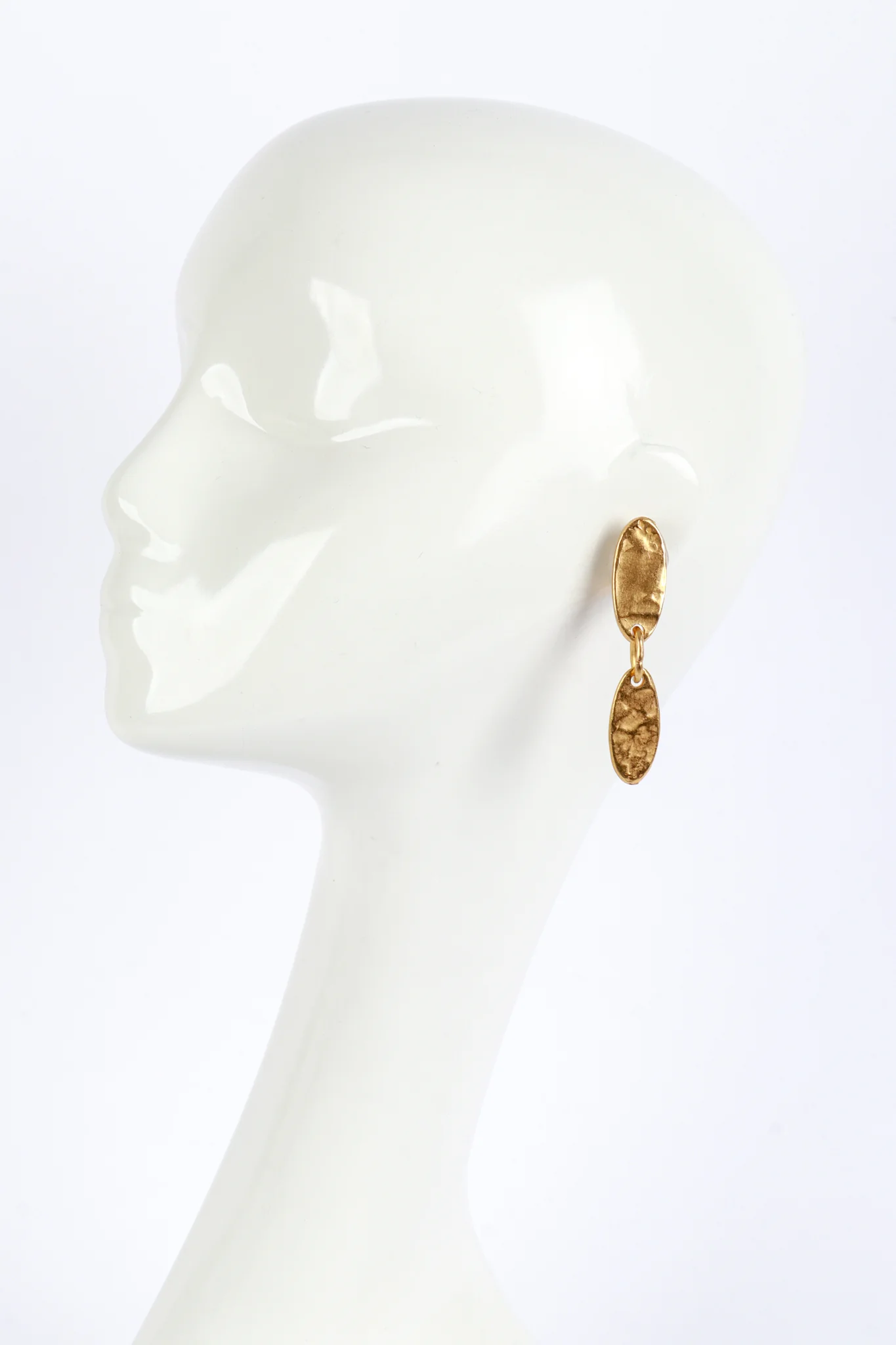 Hammered Oval Necklace & Earrings Set - Image 7