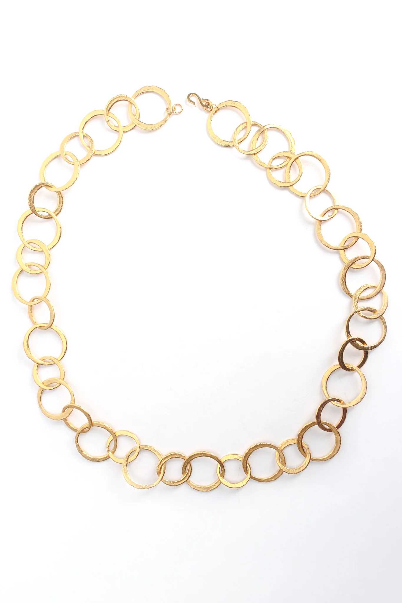 Hammered Ring Link Necklace - Image 5