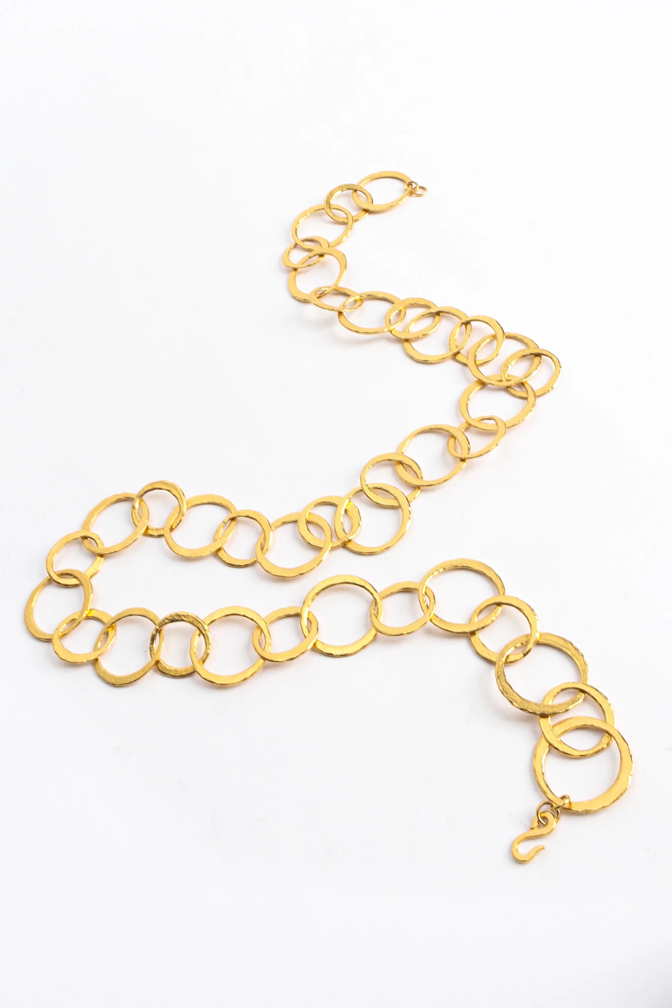 Hammered Ring Link Necklace - Image 6