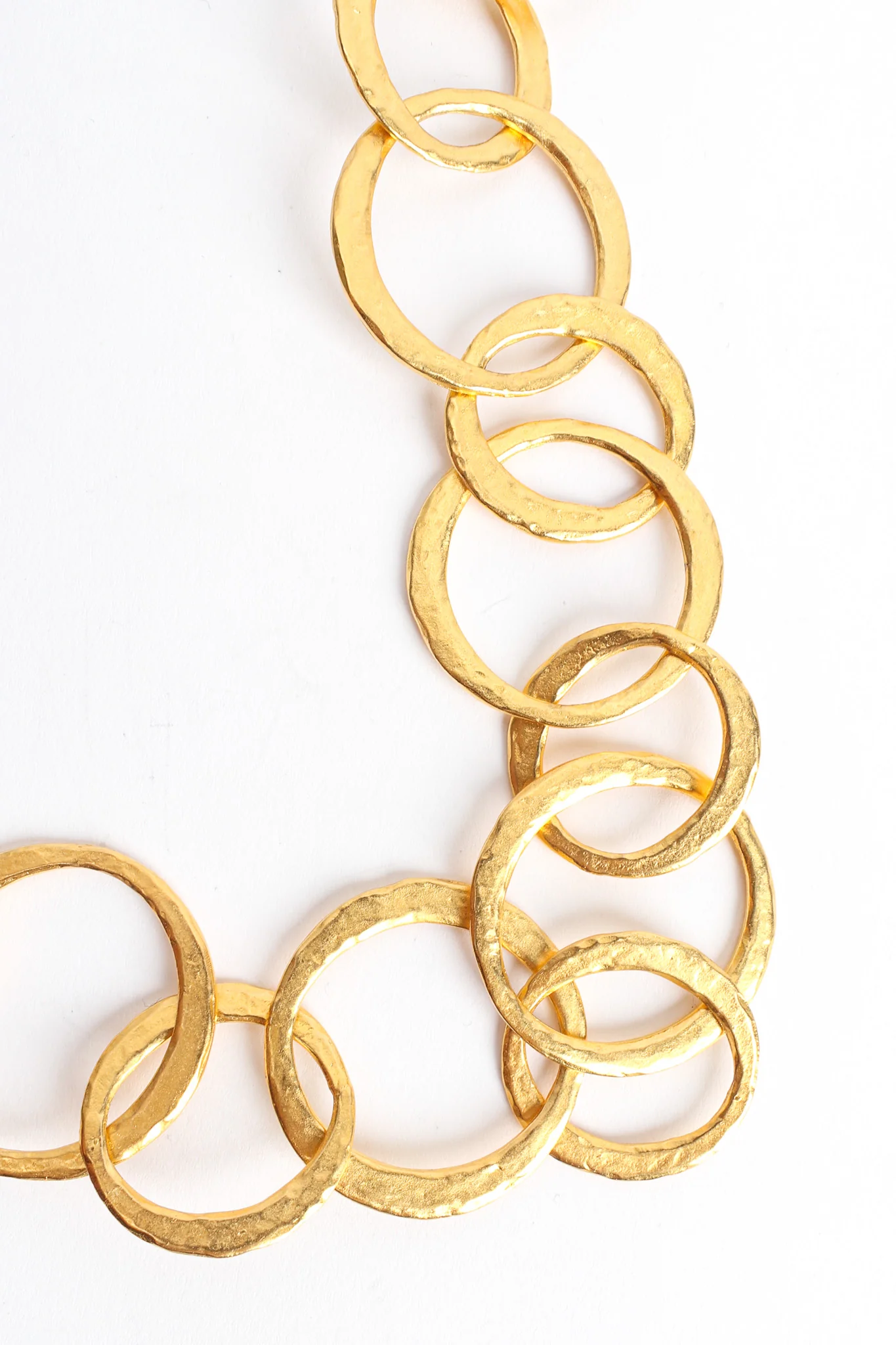 Hammered Ring Link Necklace - Image 7