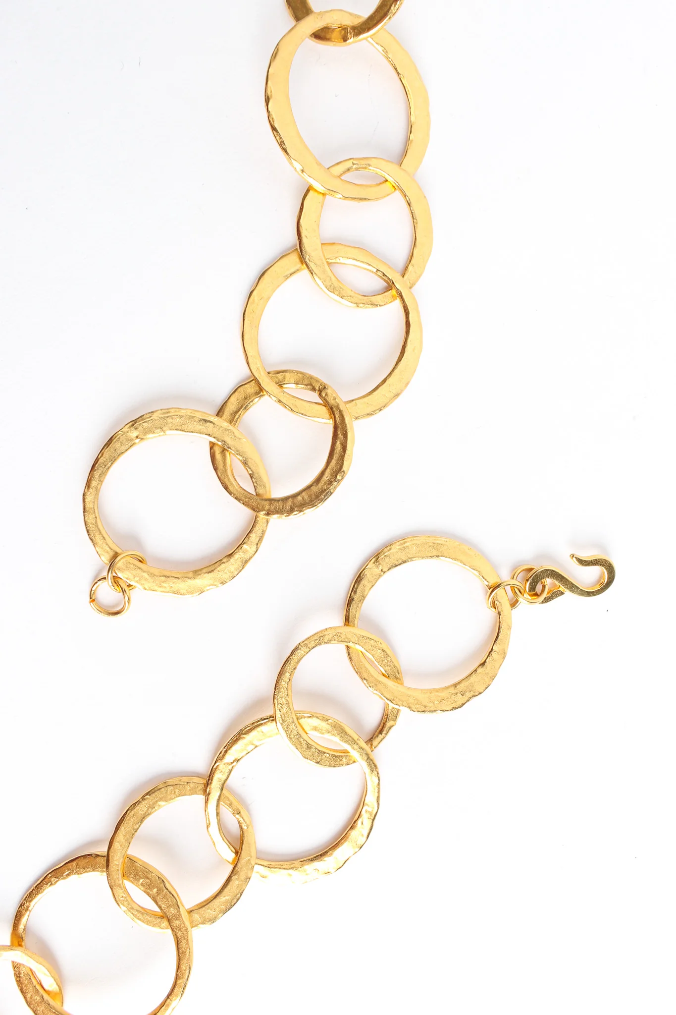 Hammered Ring Link Necklace - Image 9