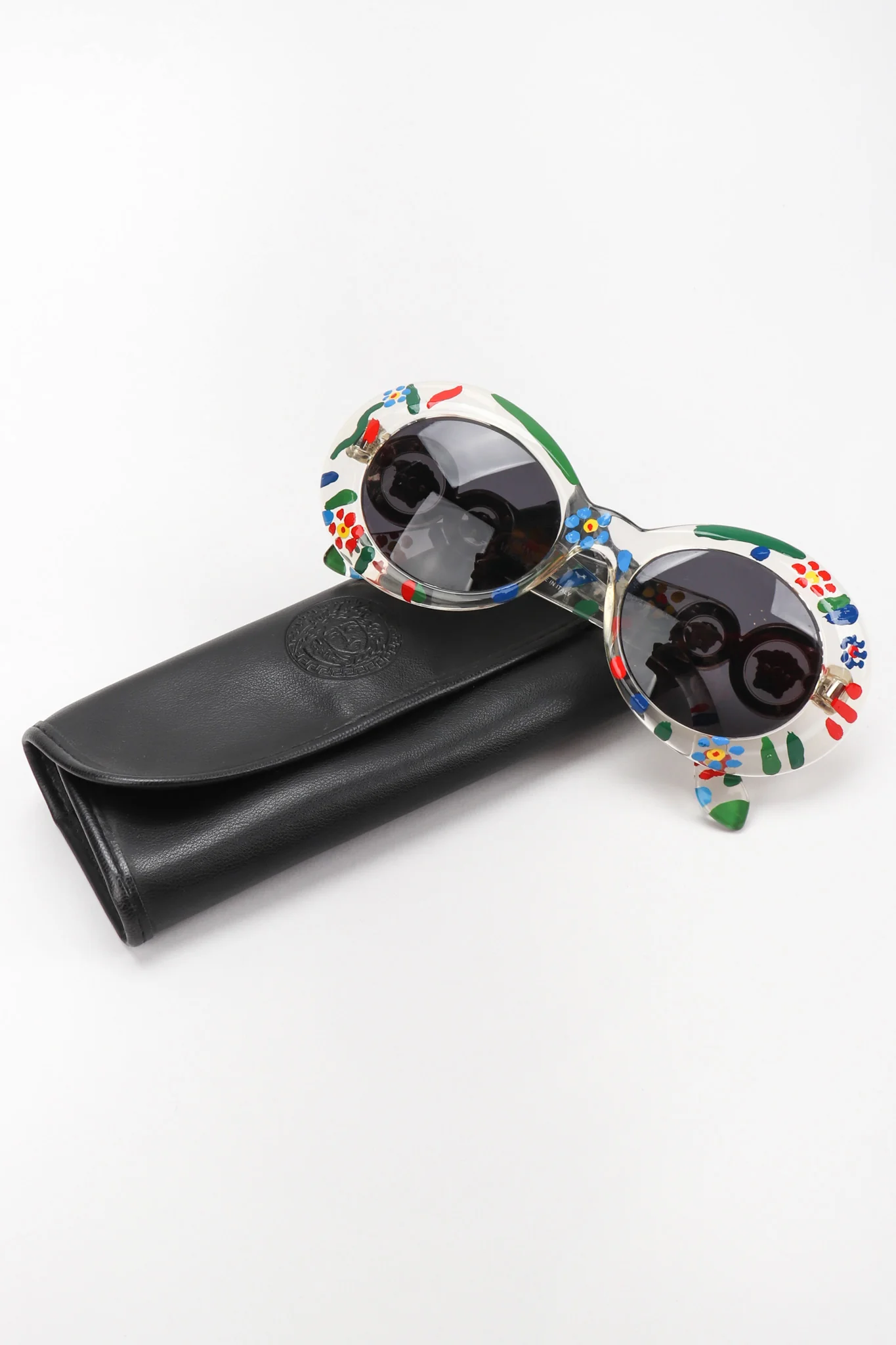 Handpainted Daisy Sunglasses - Image 2