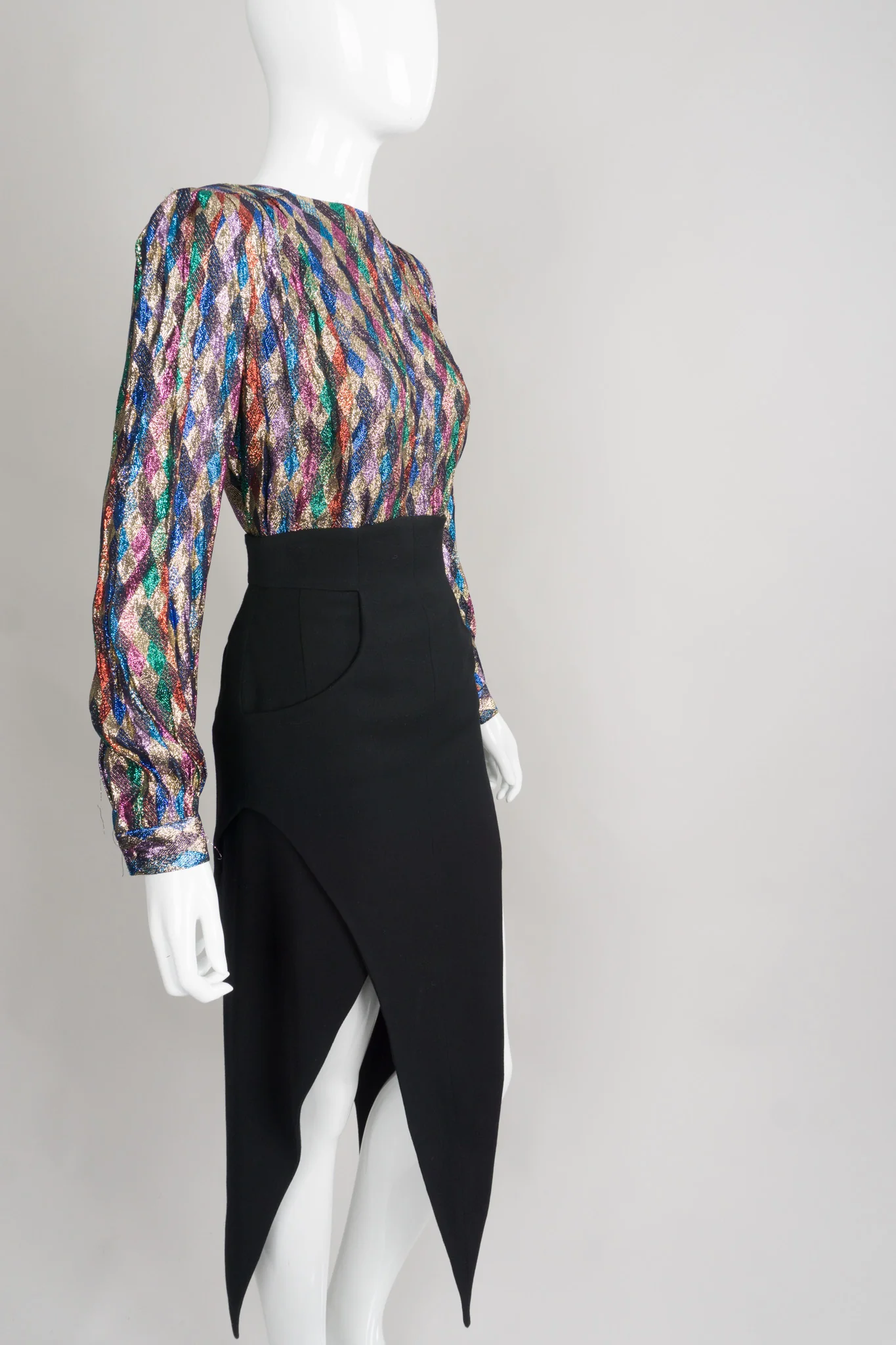 High Waist Pointed Hem Skirt - Image 2