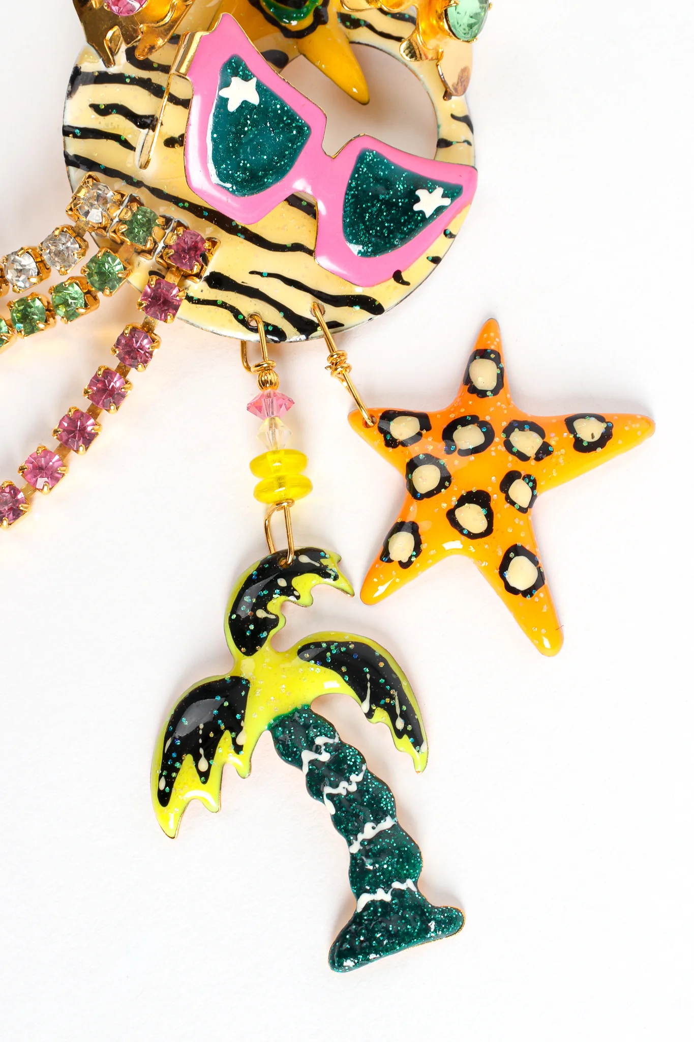 Hollywood & Vine Souvenir Earrings - Image 9