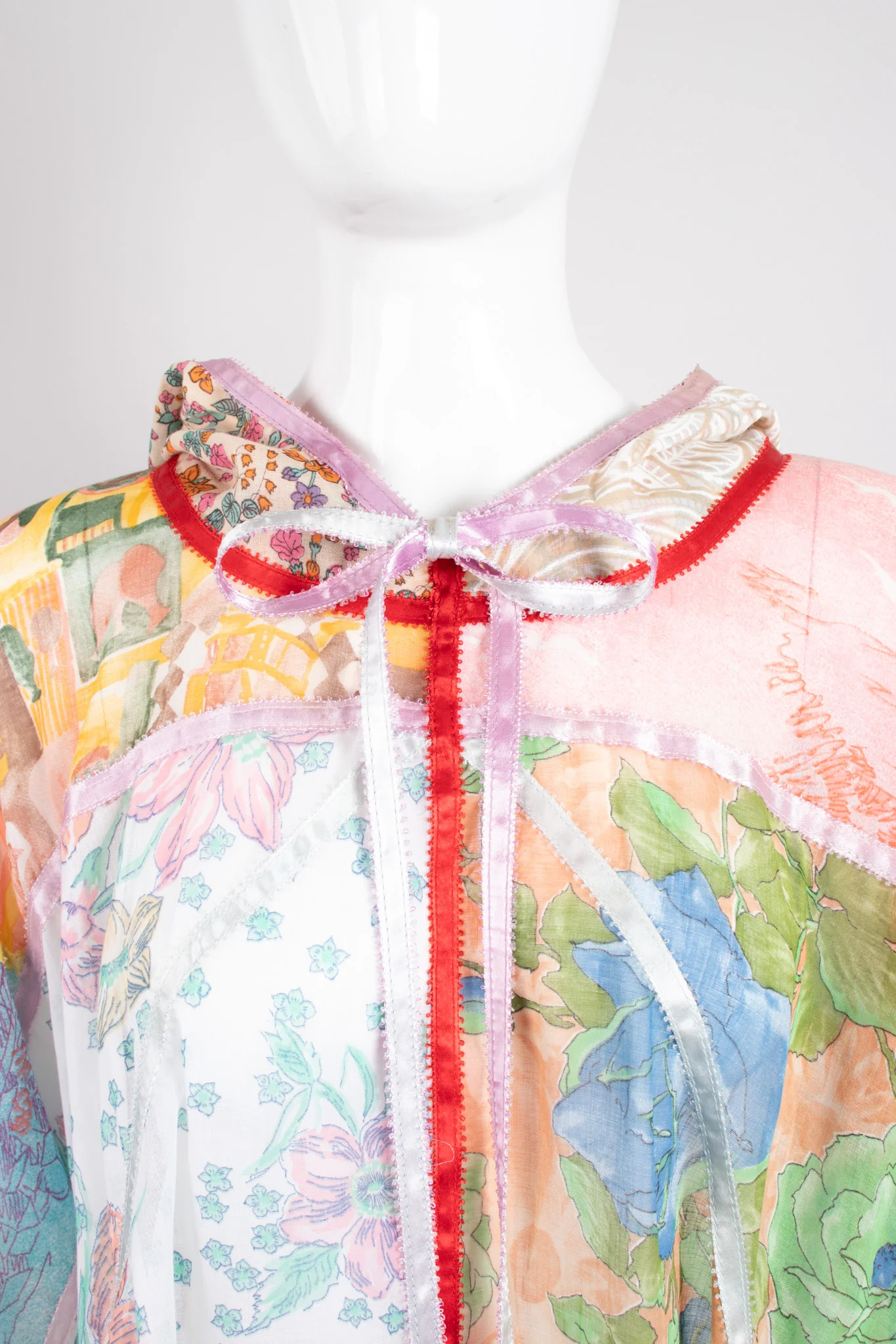 Hooded Floral Patchwork Poncho - Image 10