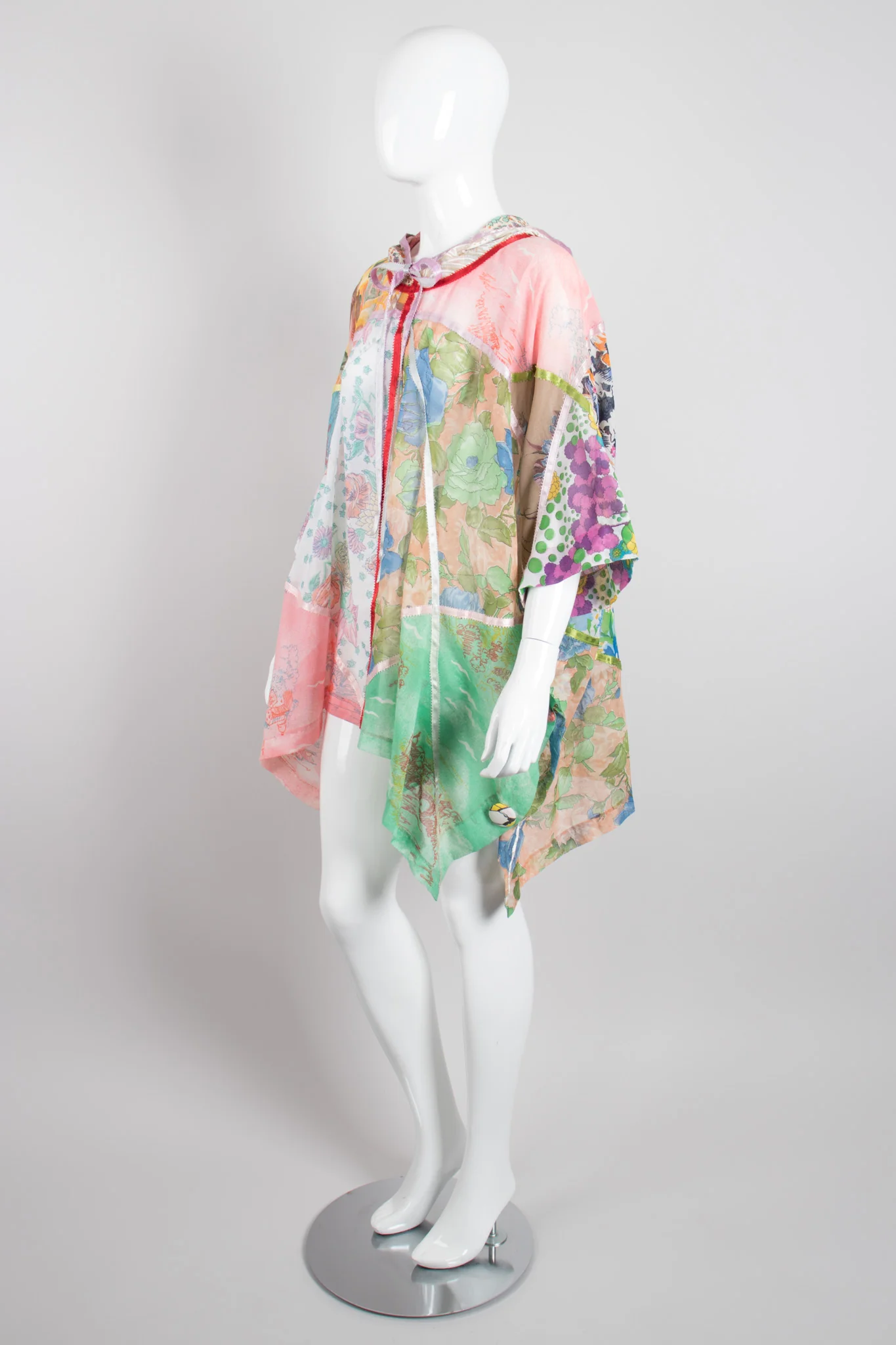 Hooded Floral Patchwork Poncho - Image 4
