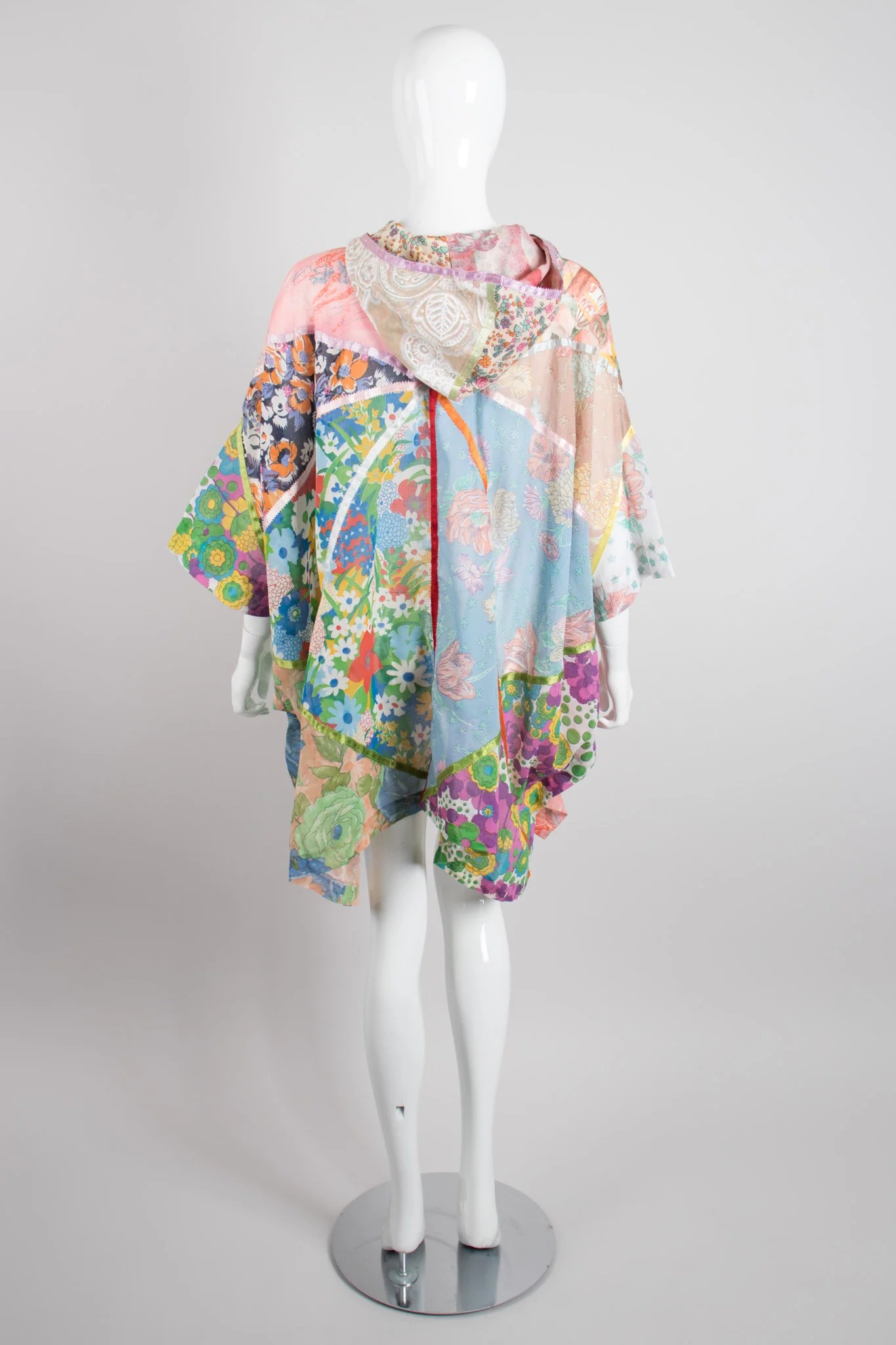Hooded Floral Patchwork Poncho - Image 7