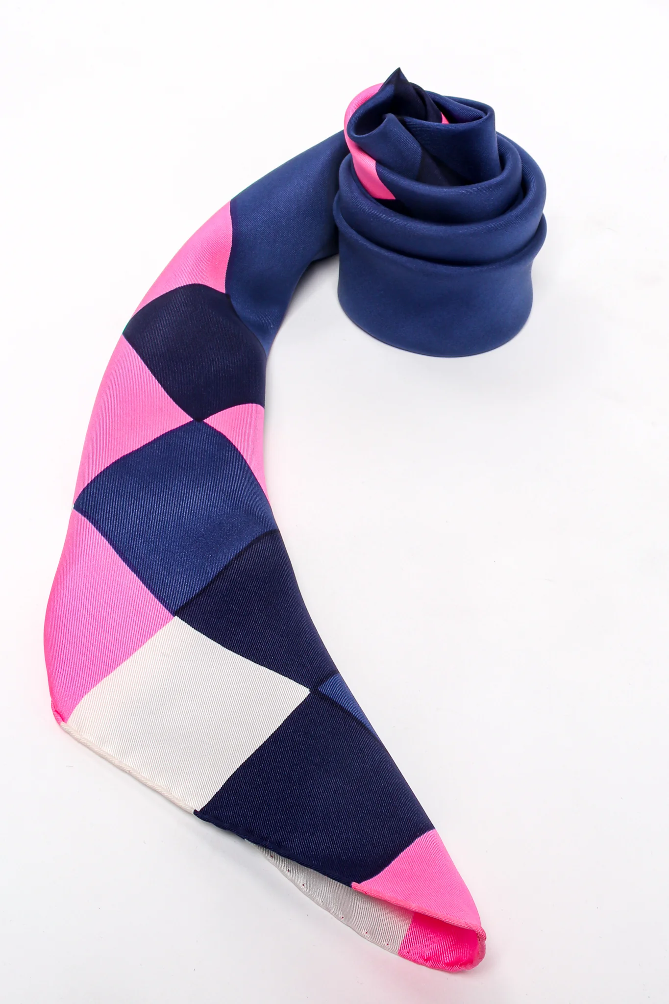 Hot Checker Border Scarf - Image 5