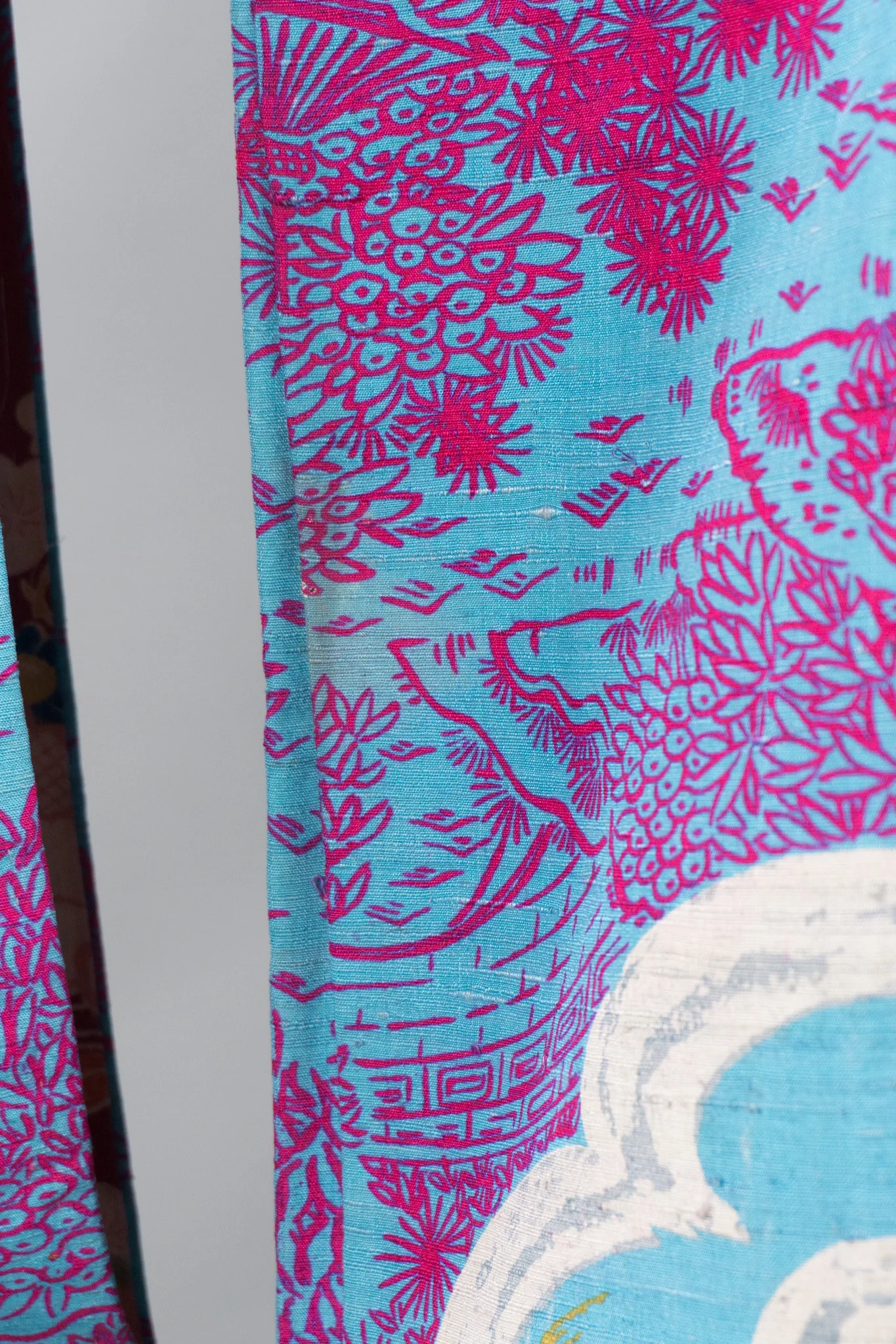 Japanese Cloud Village Kimono - Image 17