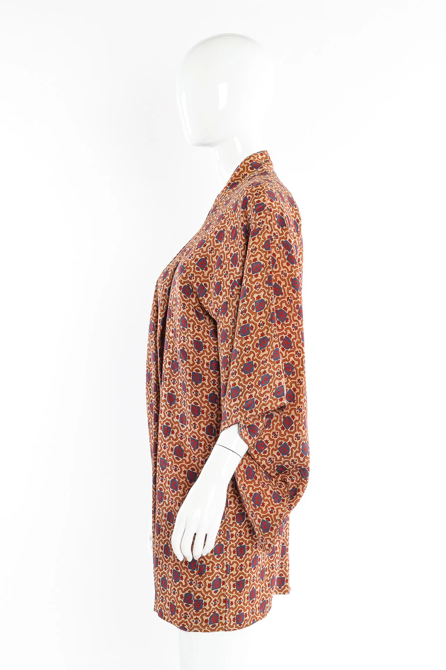 Japanese Jacquard Crest Kimono - Image 4