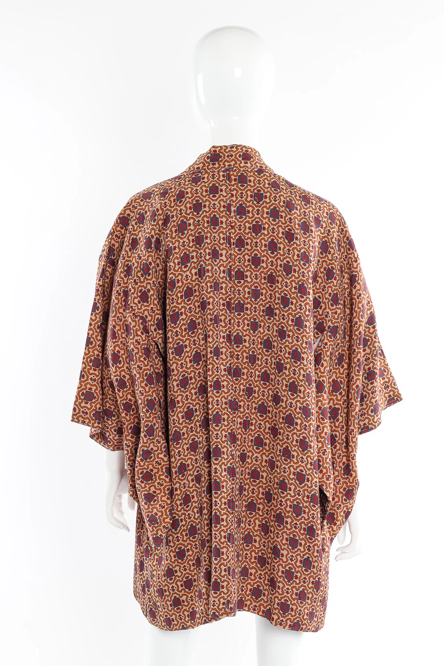 Japanese Jacquard Crest Kimono - Image 5