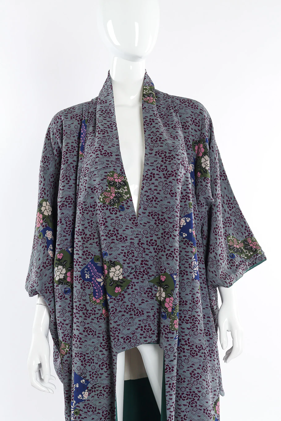 Japanese Leaf & Floral Kimono - Image 3