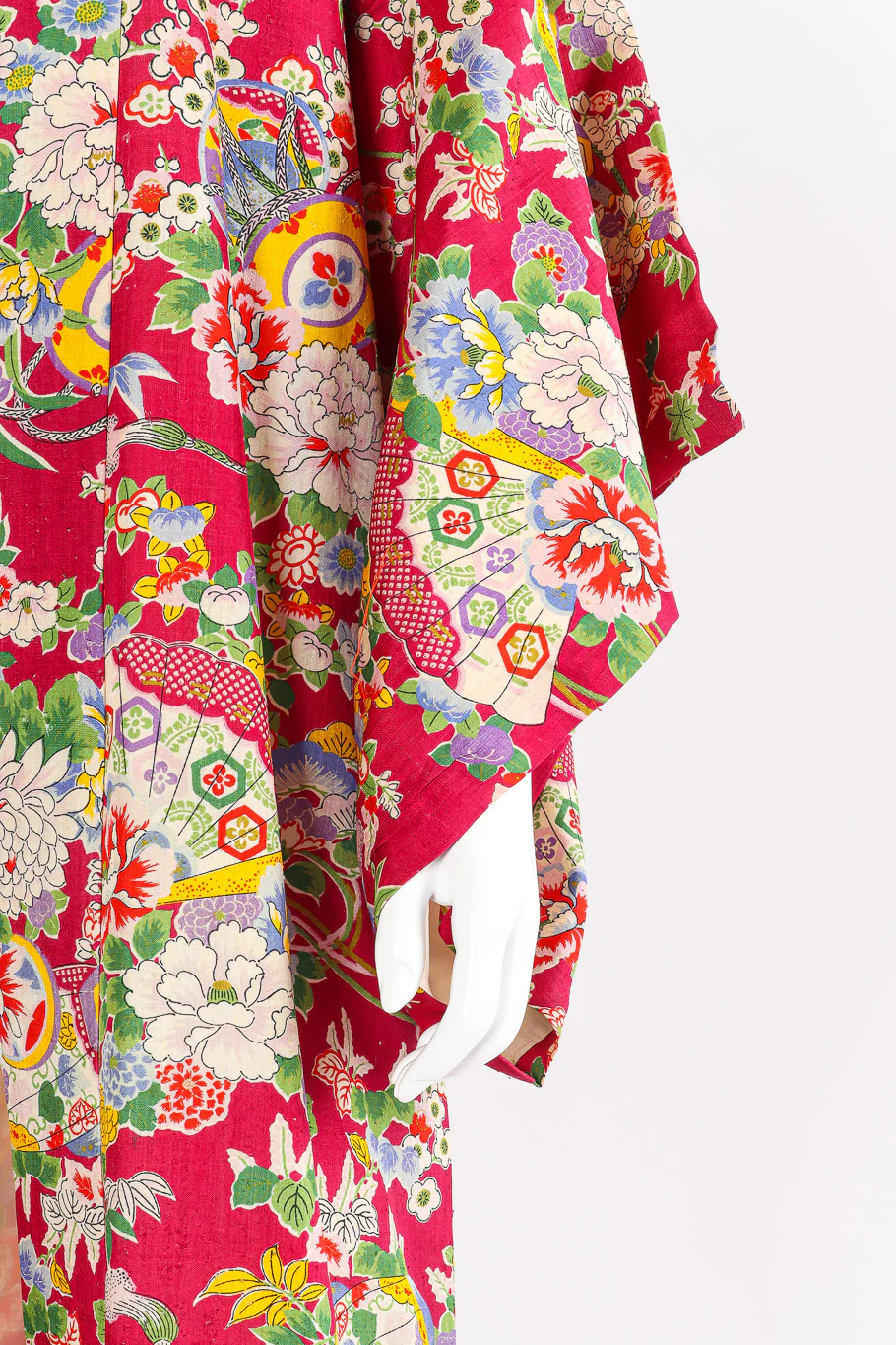 Japanese Lily Blossom Lantern Kimono - Image 9
