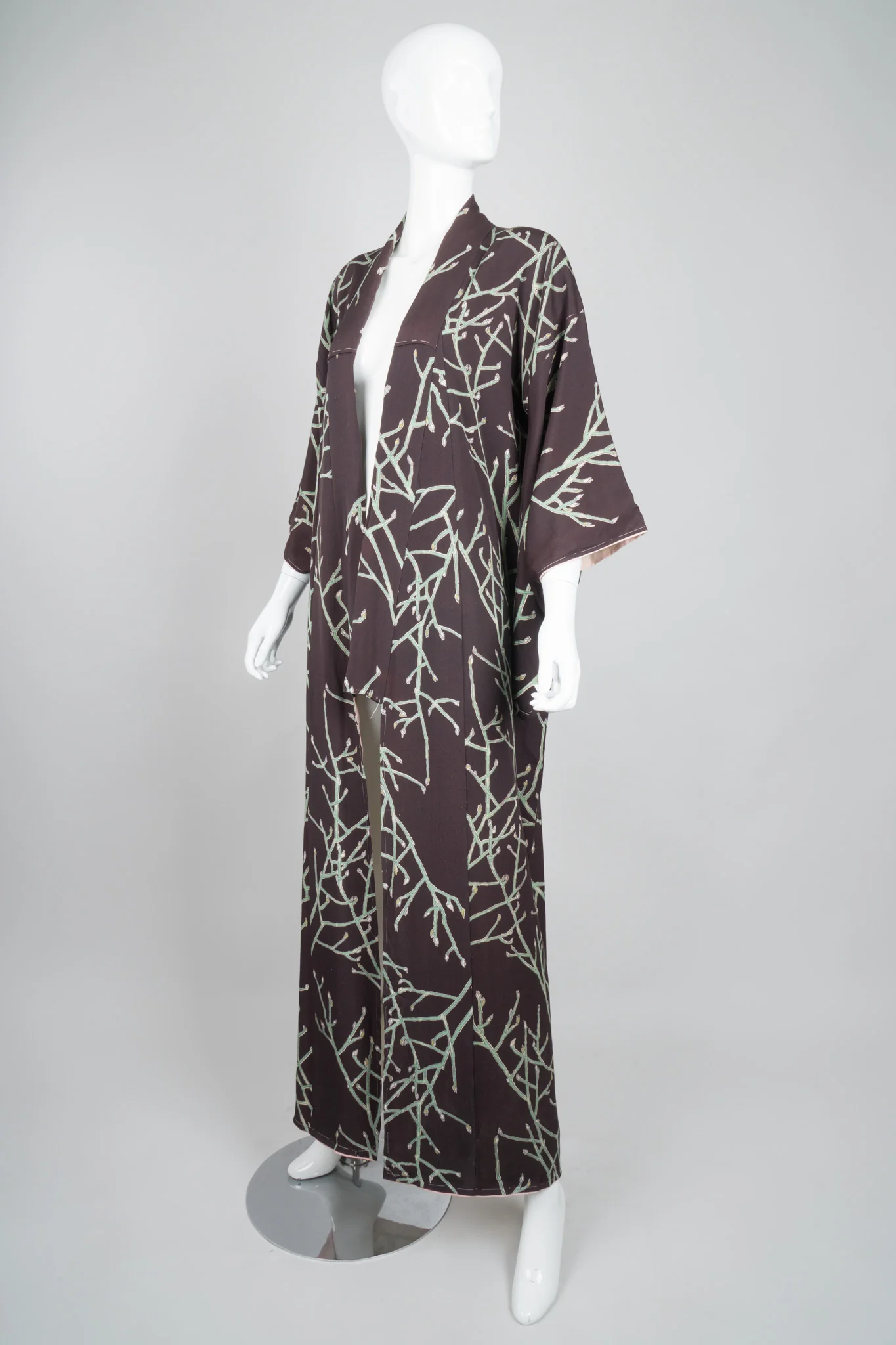 Japanese Spring Bud Kimono - Image 3