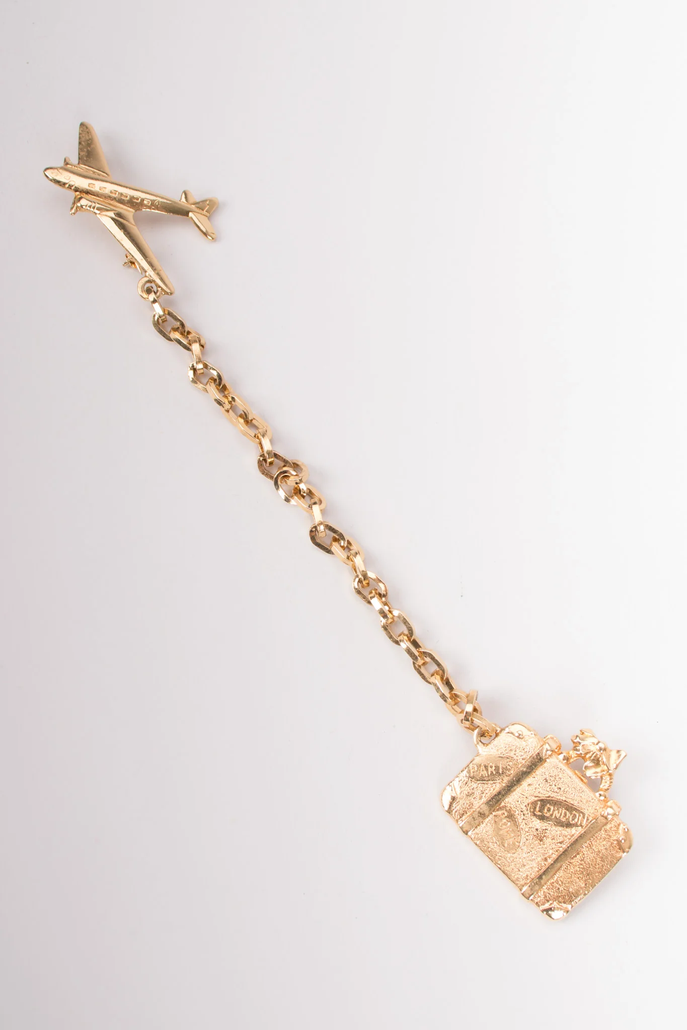 Jetsetter Chain Brooch - Image 3