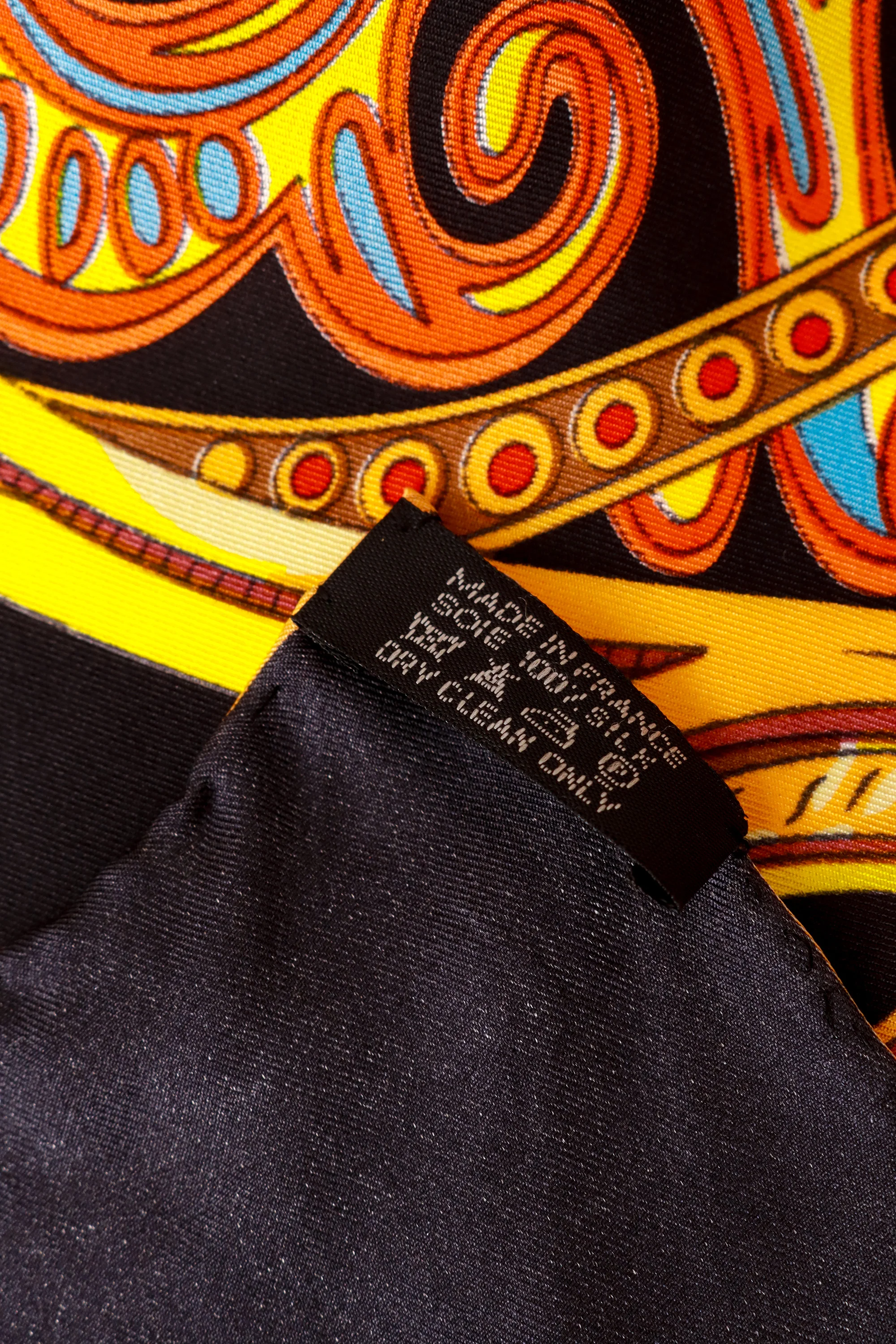 La Charmante Aux Animaux Silk Scarf - Image 6