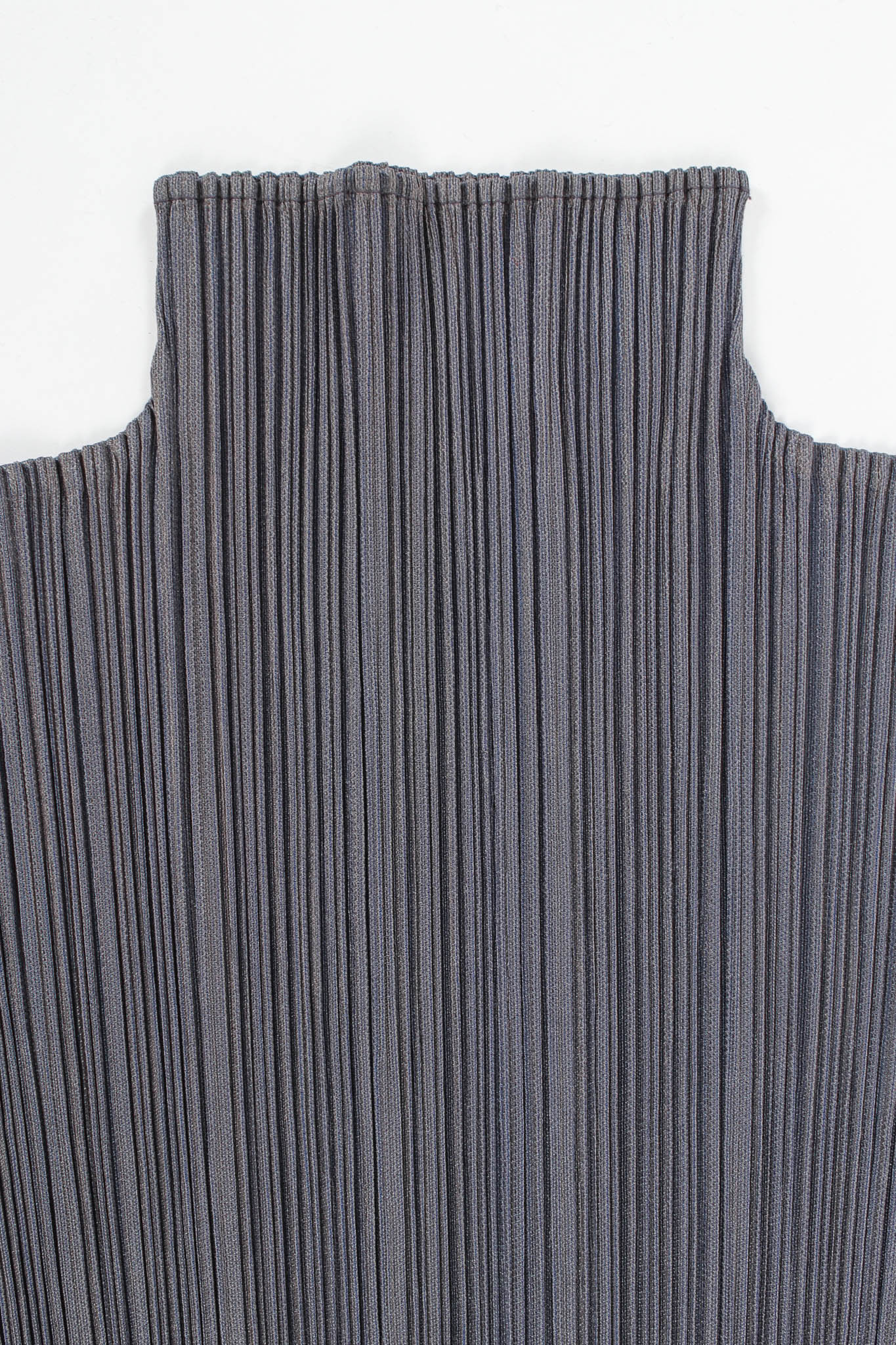 Pleated Duster & Top Set - Image 11