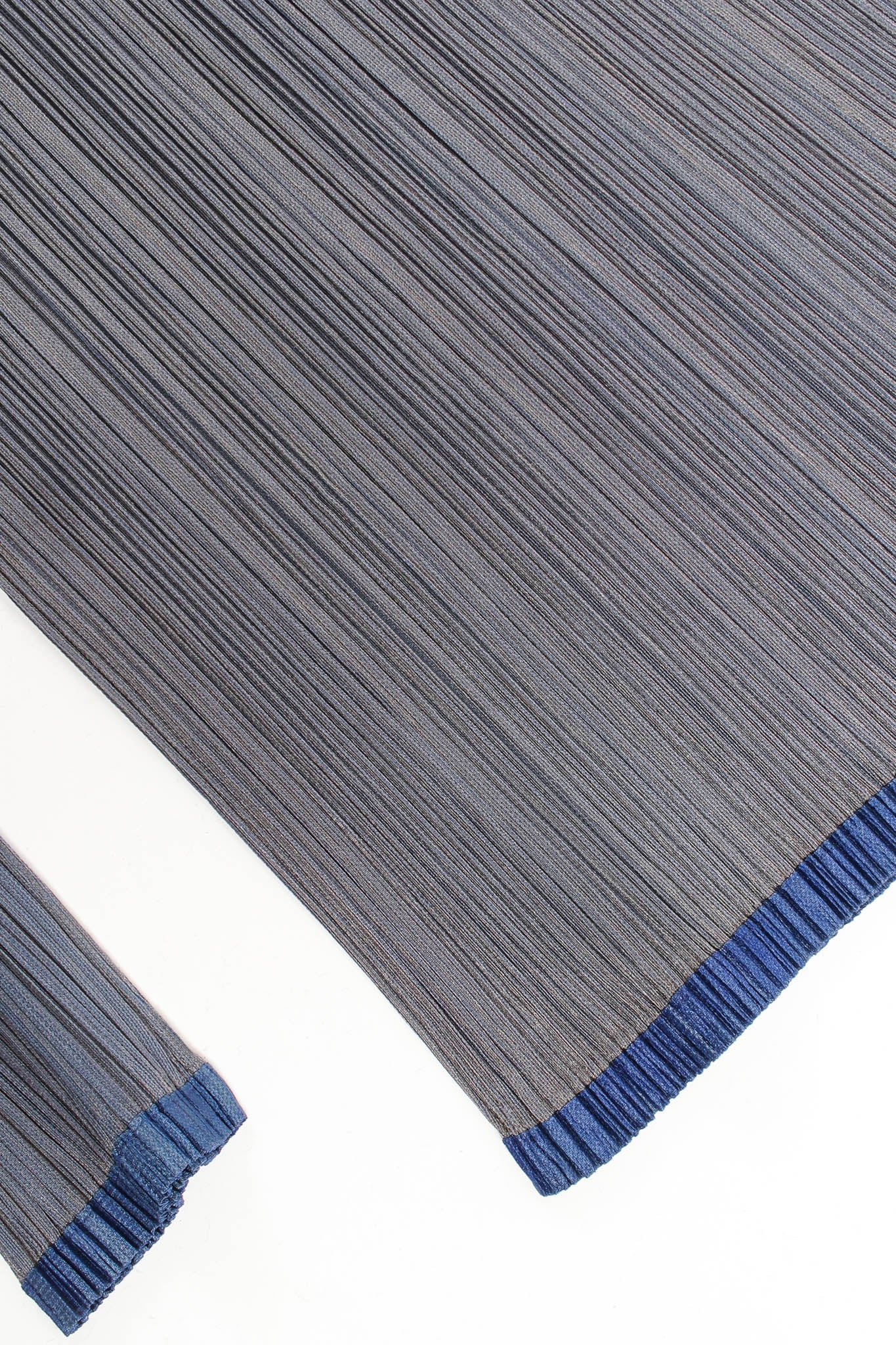 Pleated Duster & Top Set - Image 12