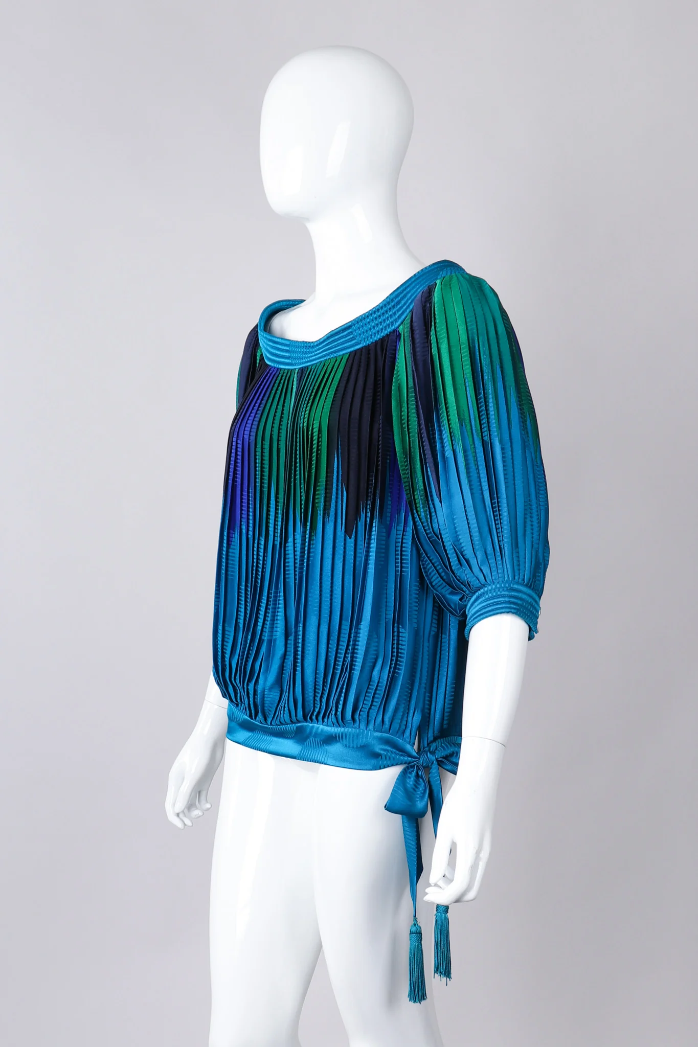 Knife Pleated Blouson Top - Image 4