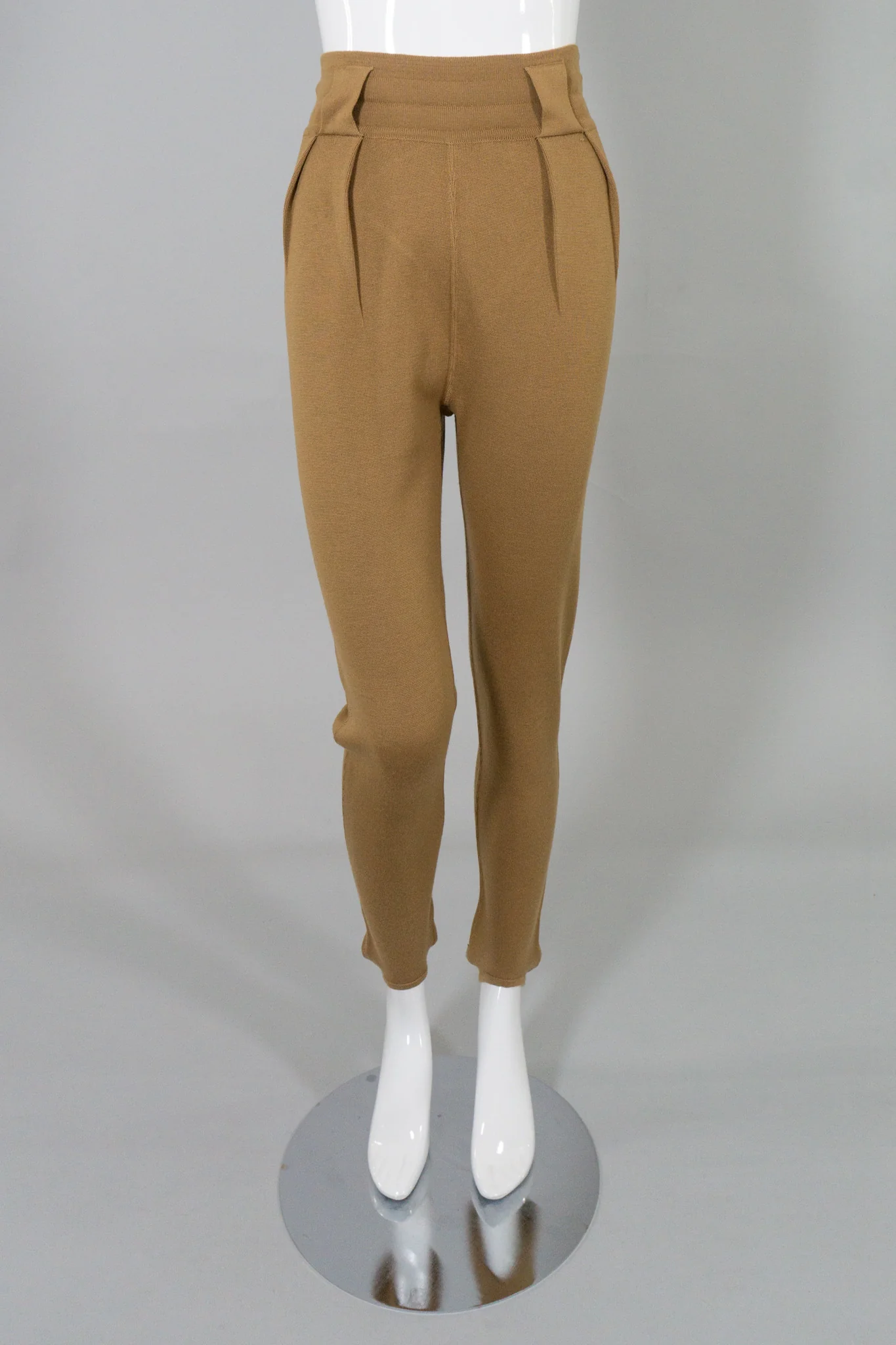 Knit Bodysuit and Pant Set - Image 11