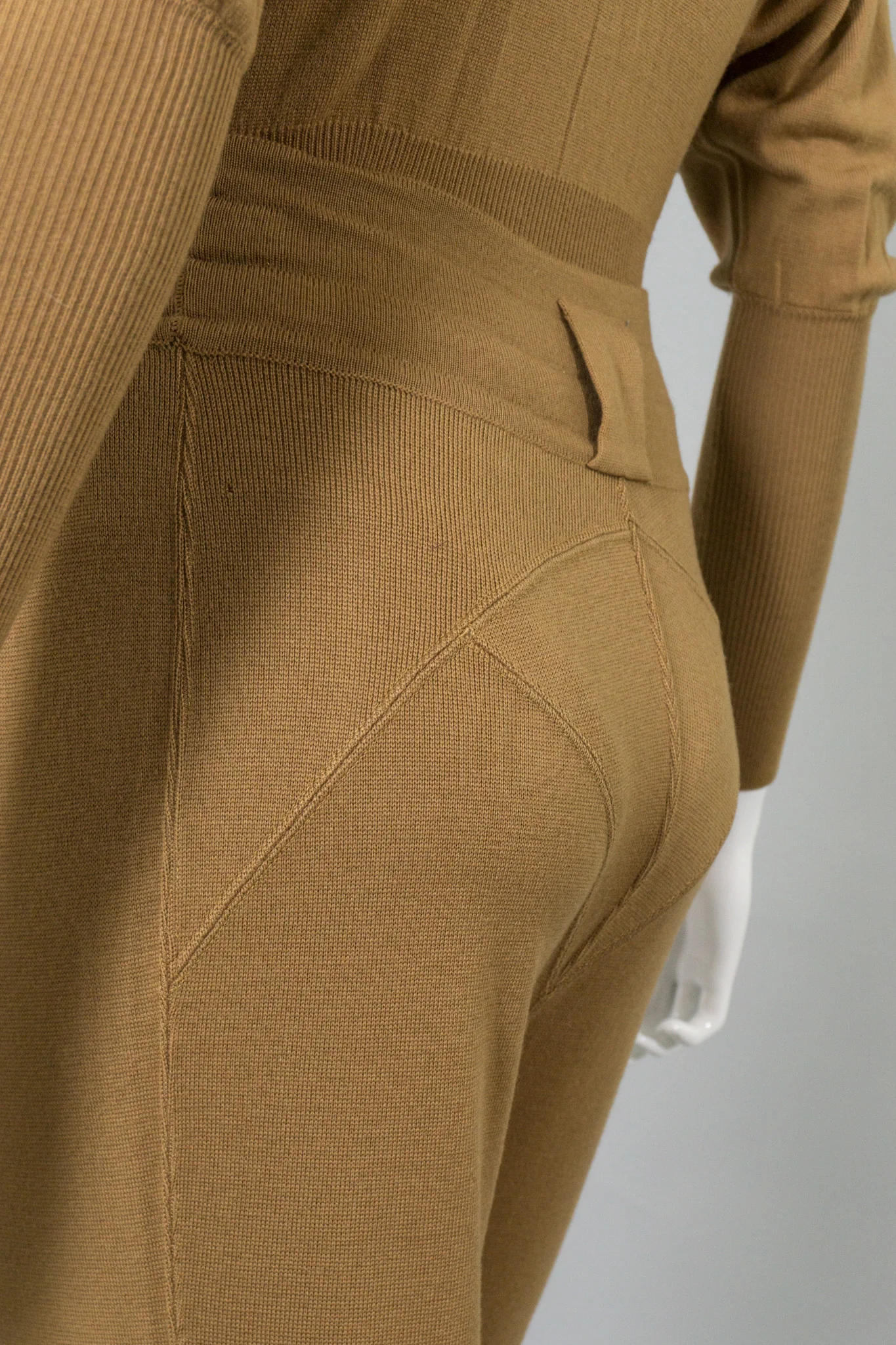 Knit Bodysuit and Pant Set - Image 12