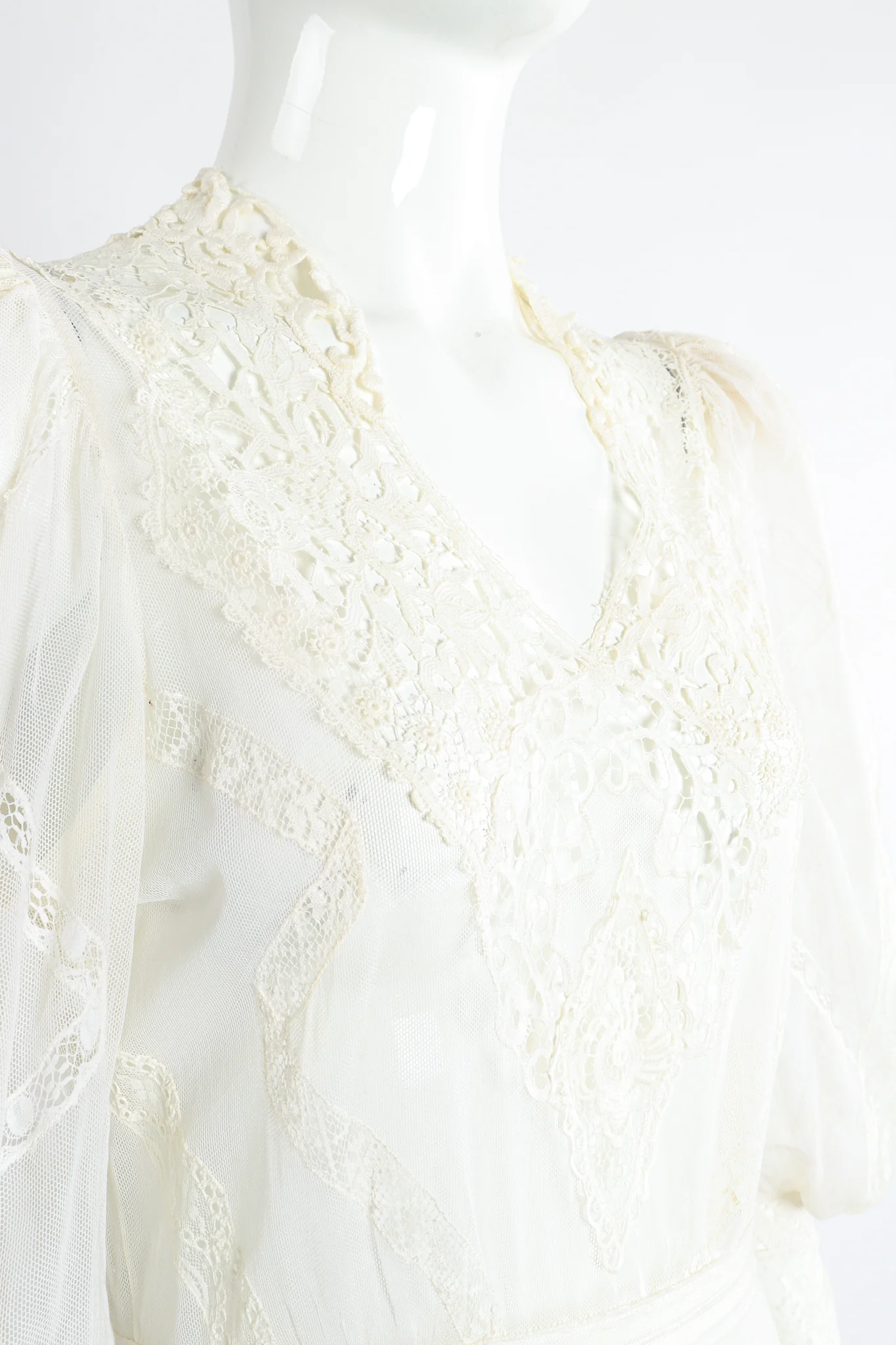 Lace Balloon Sleeve Dress - Image 10