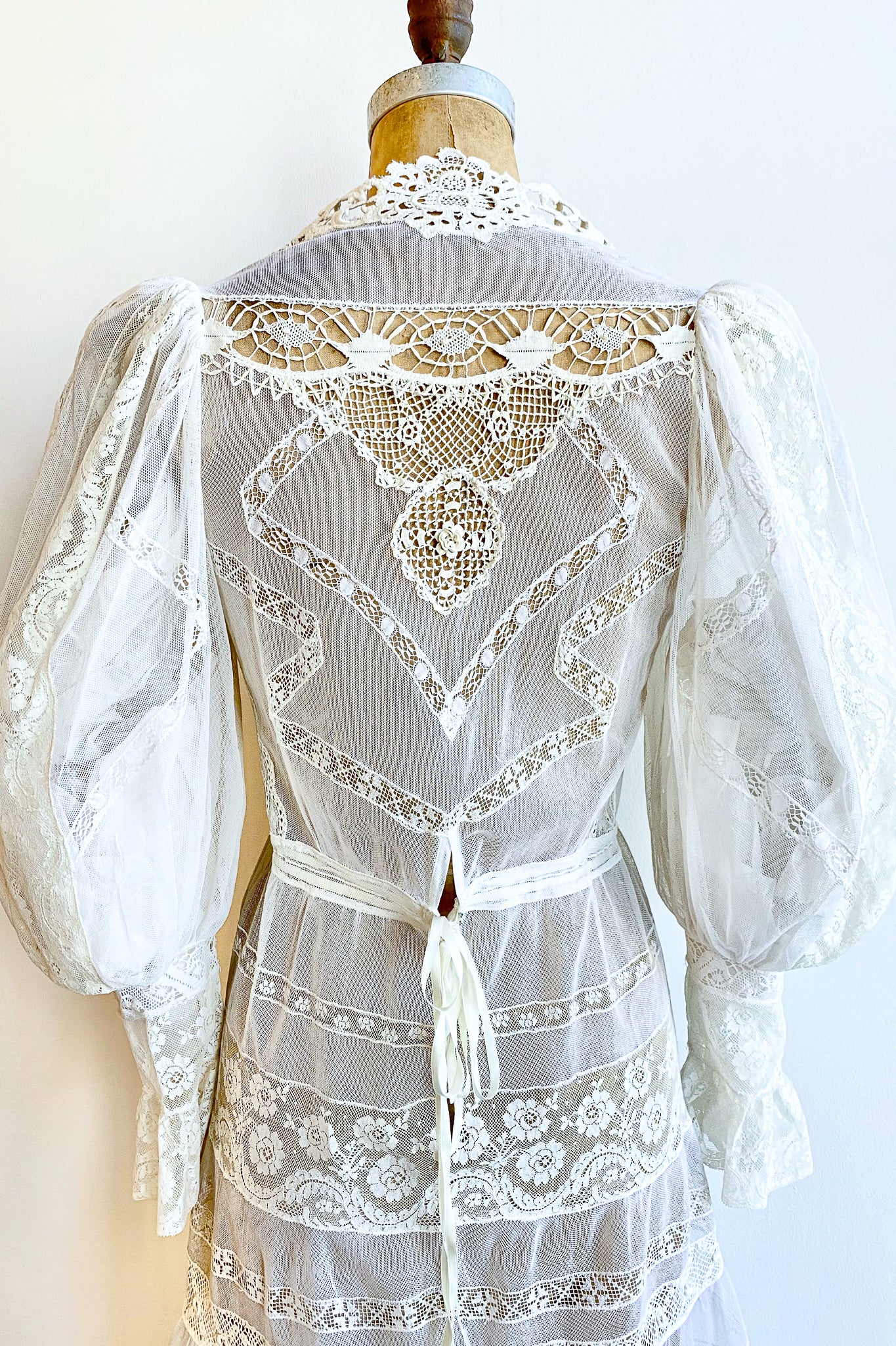 Lace Balloon Sleeve Dress - Image 5