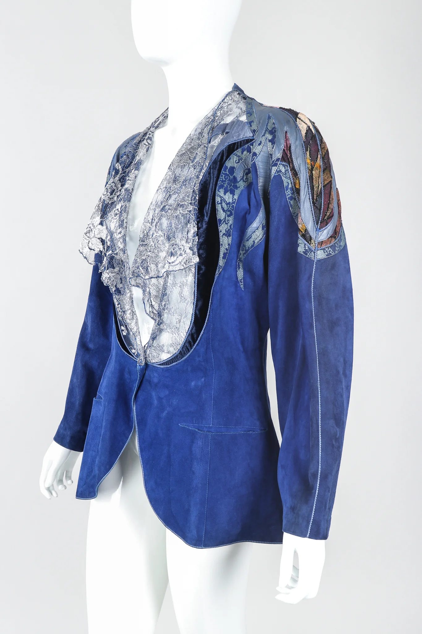 Lace Lapel Liberace Jacket - Image 2