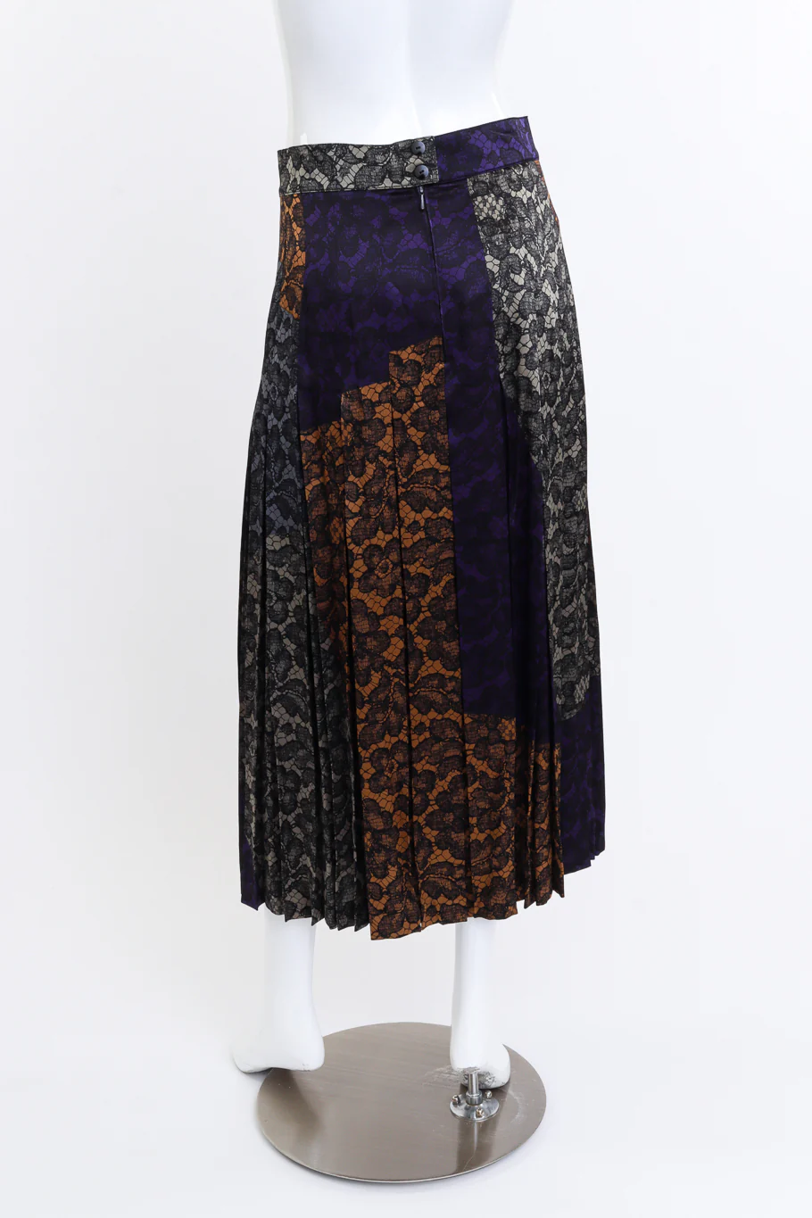 Lace Print Silk Top & Skirt Set - Image 11