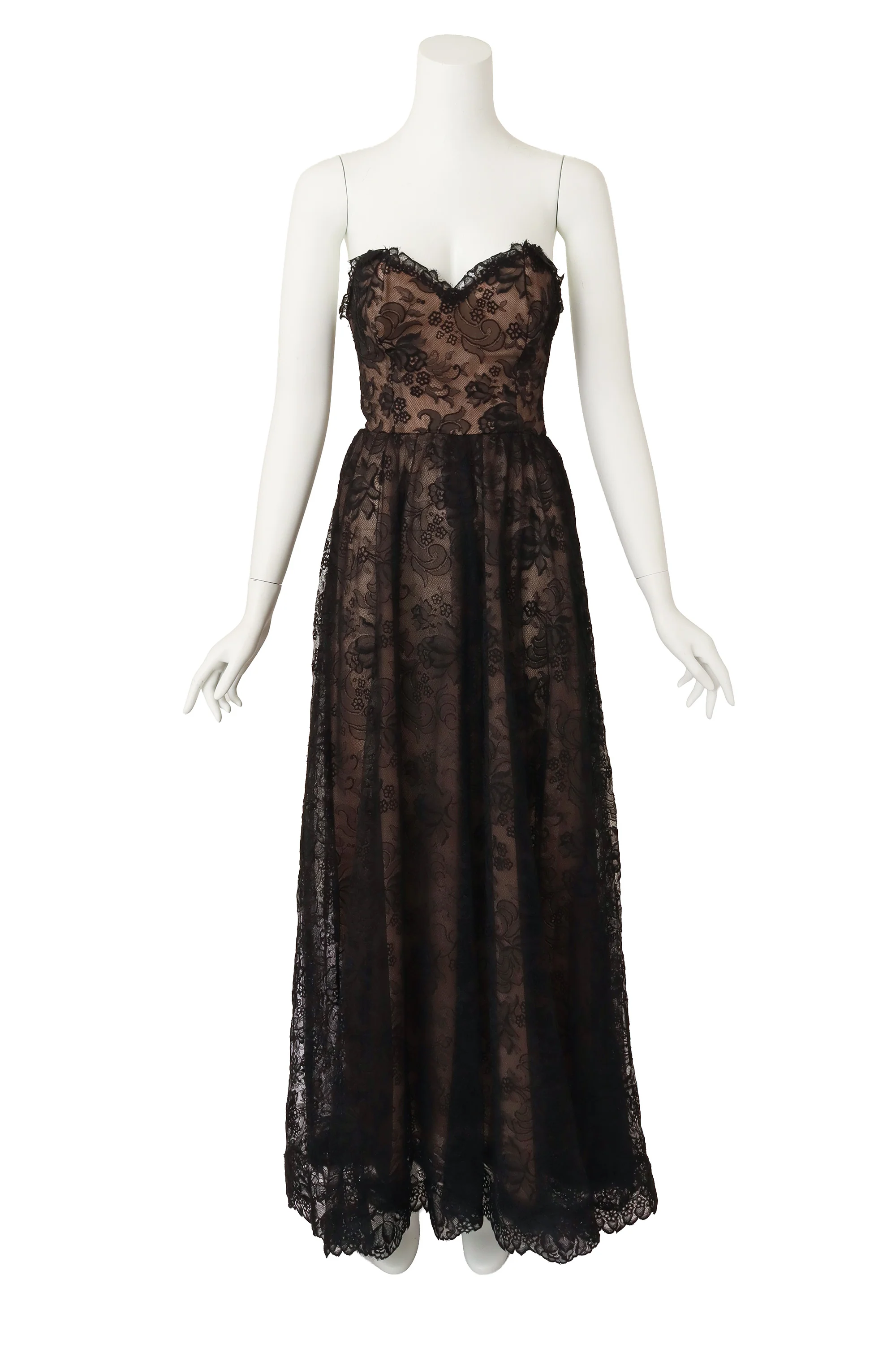 Lace Sweetheart Gown