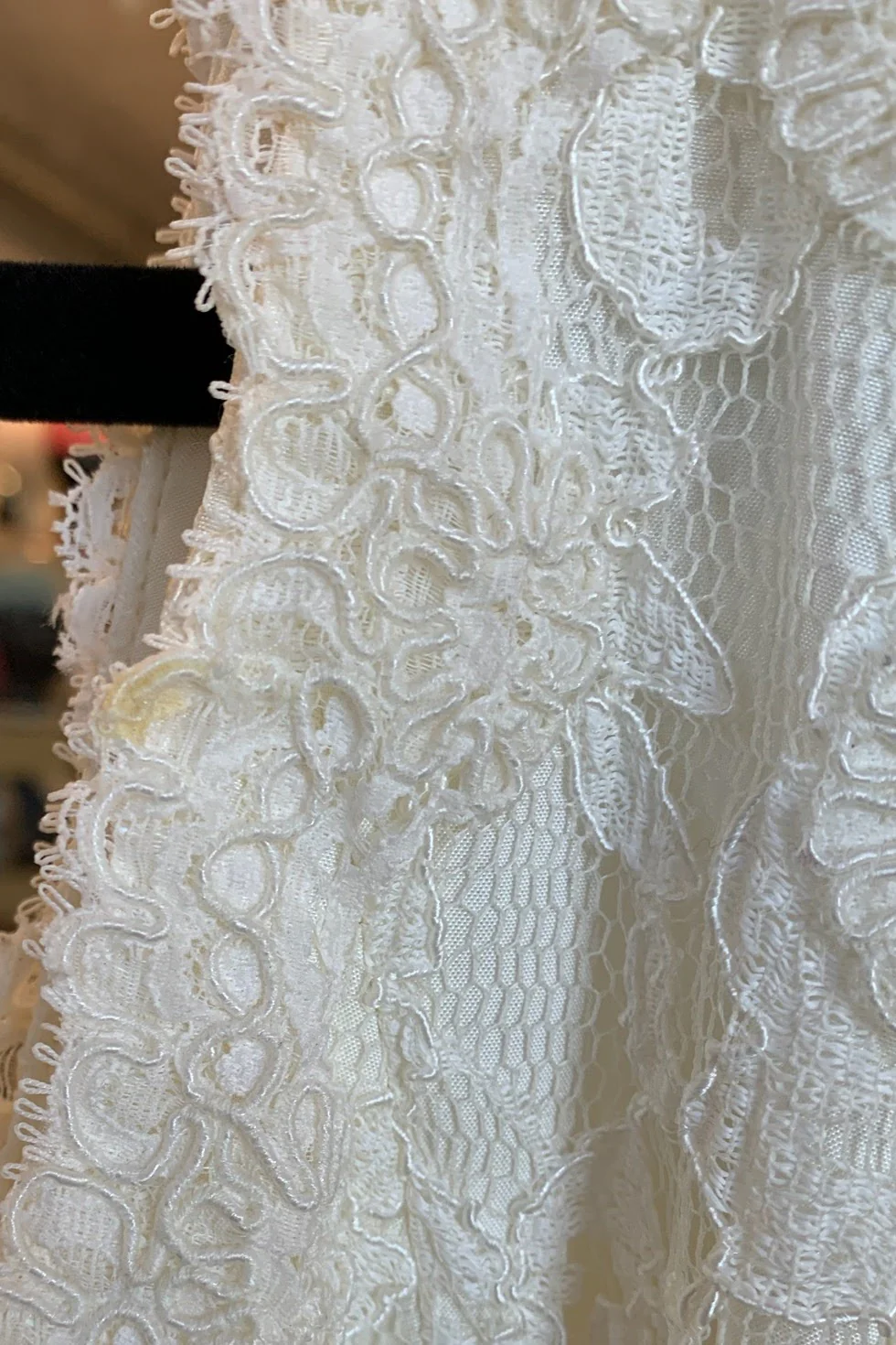 Lace Tuxedo Vest Suit - Image 16