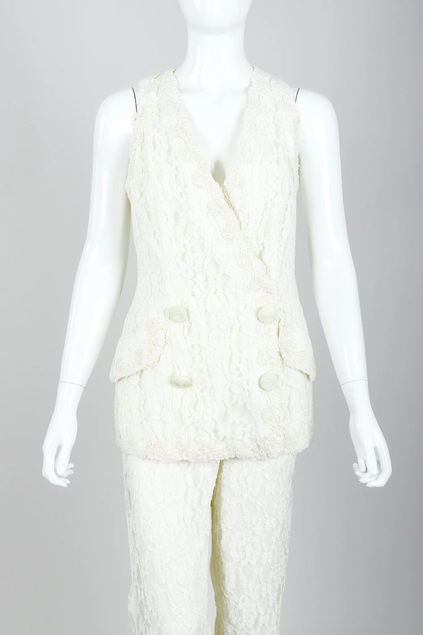 Lace Tuxedo Vest Suit - Image 3