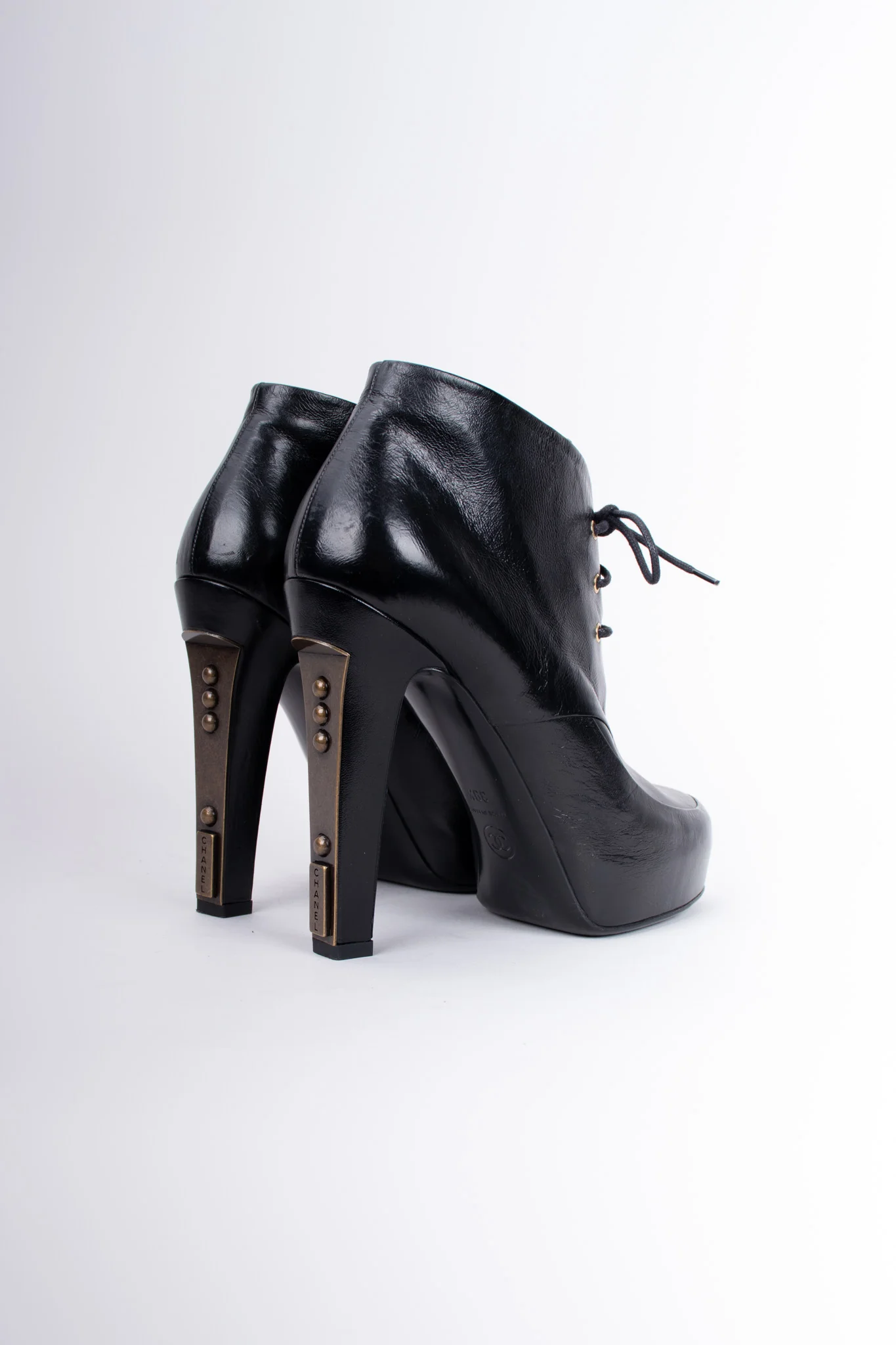 Lace-Up Ankle Boots - Image 11