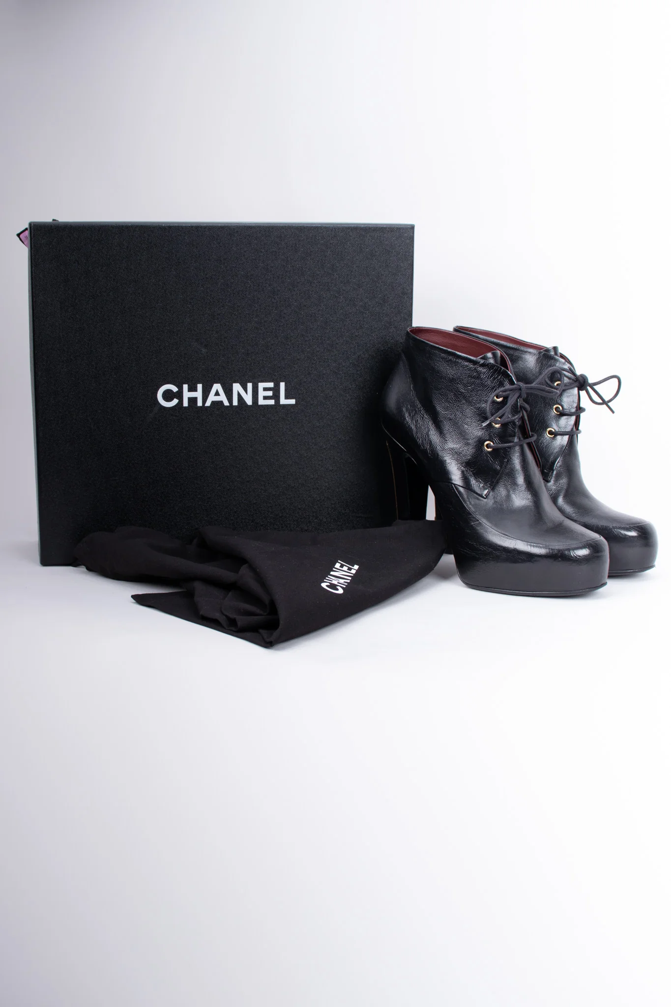 Lace-Up Ankle Boots - Image 4